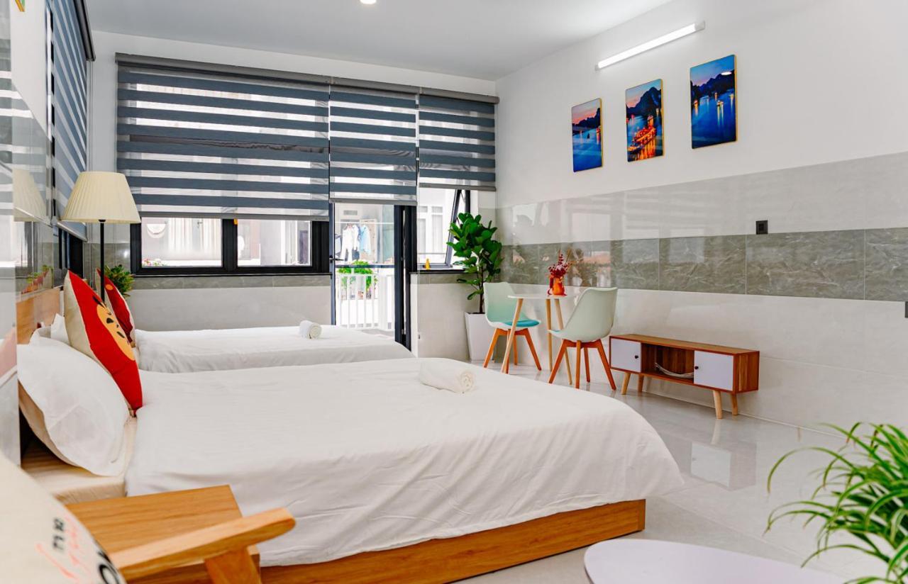 Aloha Saigon Premium By Local Travel Experts - Newly Opened, Less-touristy Location, Spacious Rooms, Glass Shower Bathroom, Free Breakfast & Walking Tour Hostel