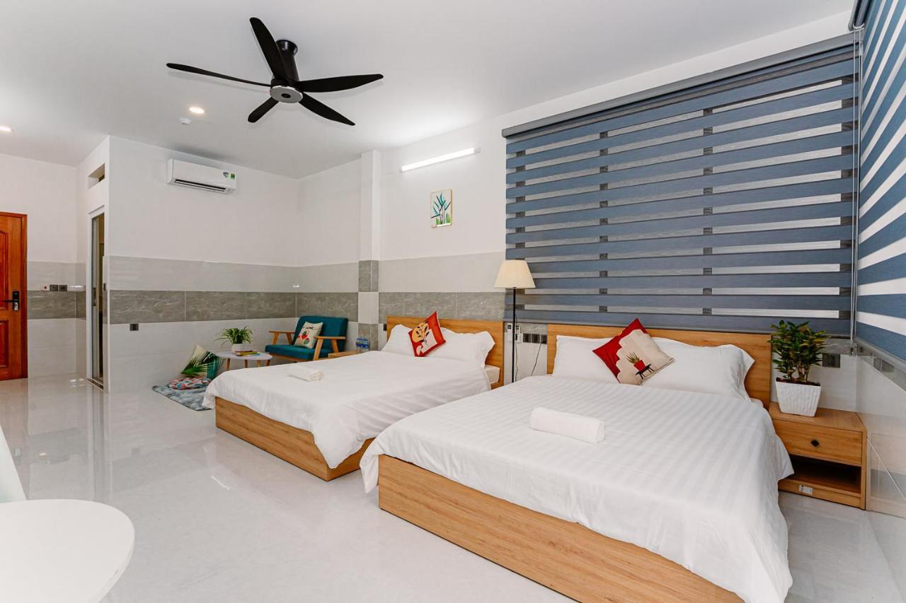 Aloha Saigon Premium By Local Travel Experts - Newly Opened, Less-touristy Location, Spacious Rooms, Glass Shower Bathroom, Free Breakfast & Walking Tour