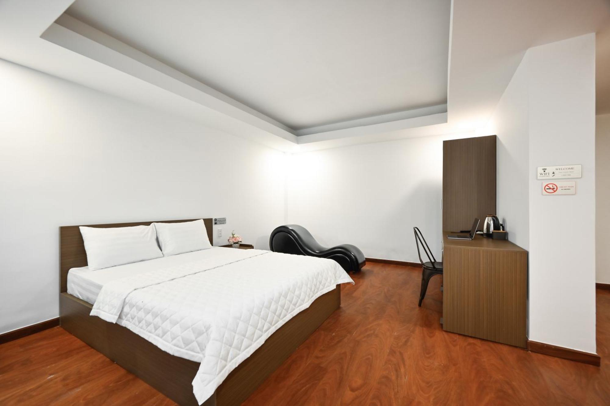 Yoko Airport Saigon Khách sạn 4*