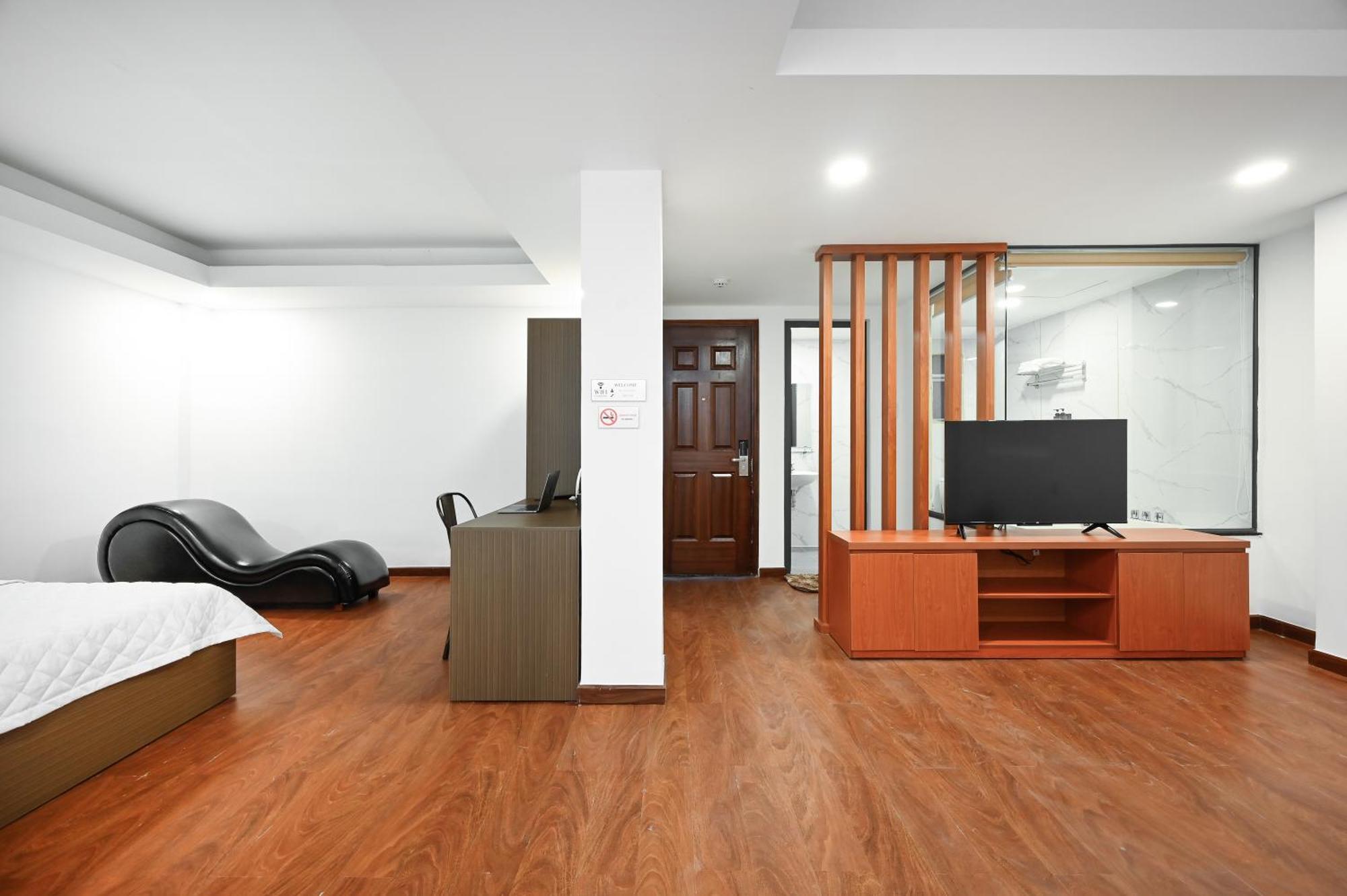 Hotel Yoko Airport Saigon 4*