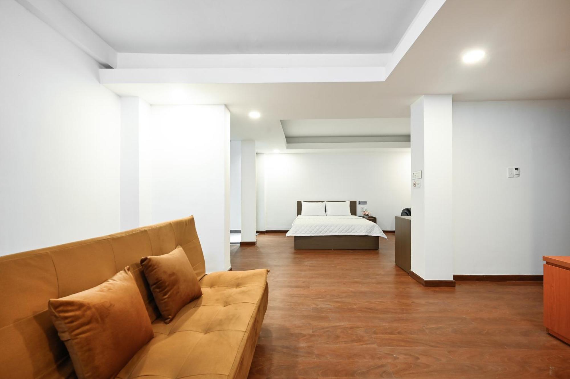 Yoko Airport Saigon Hotel 4*