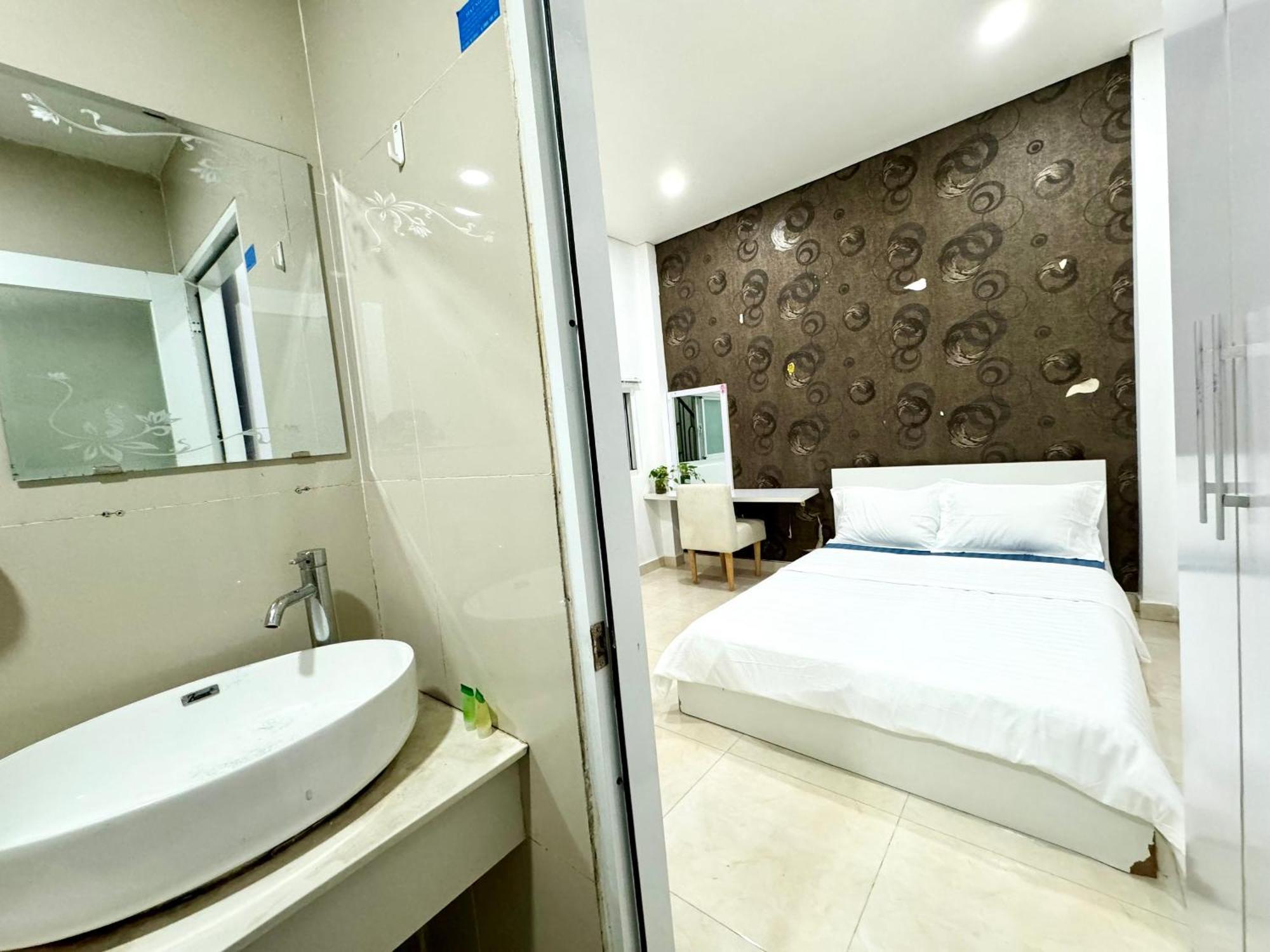 Dlux Cityland Go Vap Ho Chi Minh City