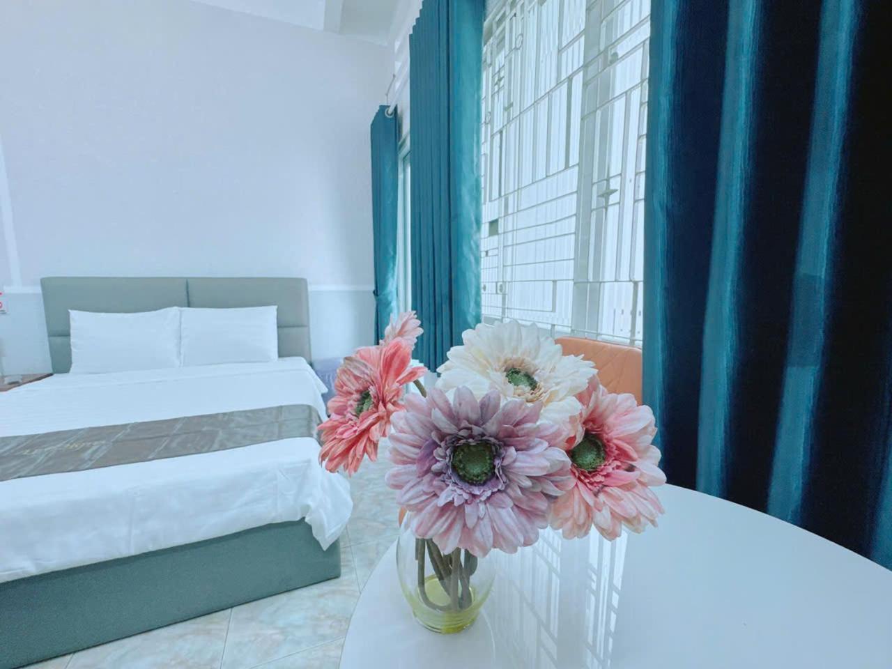Le Vu 3* Ho Chi Minh City