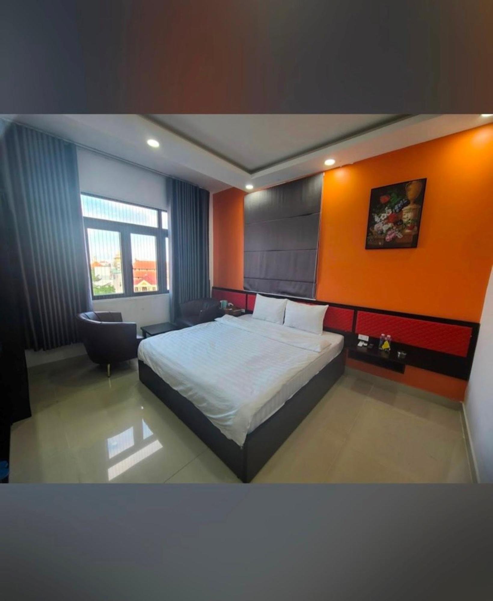 Hung Phu Hcm Hotel *