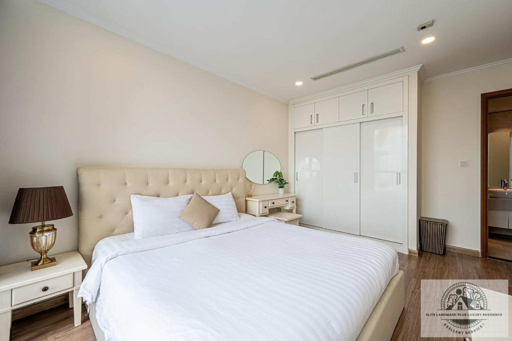 Apartment Elite Landmark Saigon Riverside *