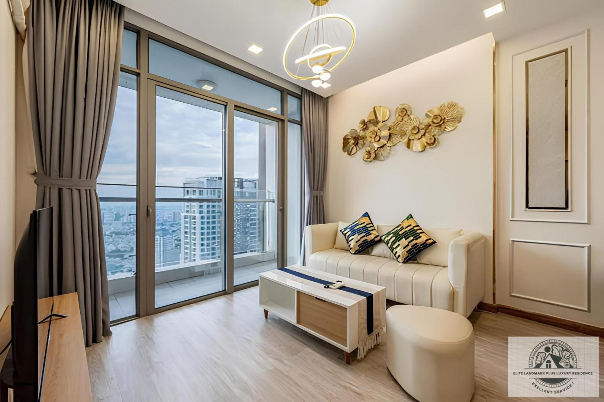 Elite Landmark Saigon Riverside *
