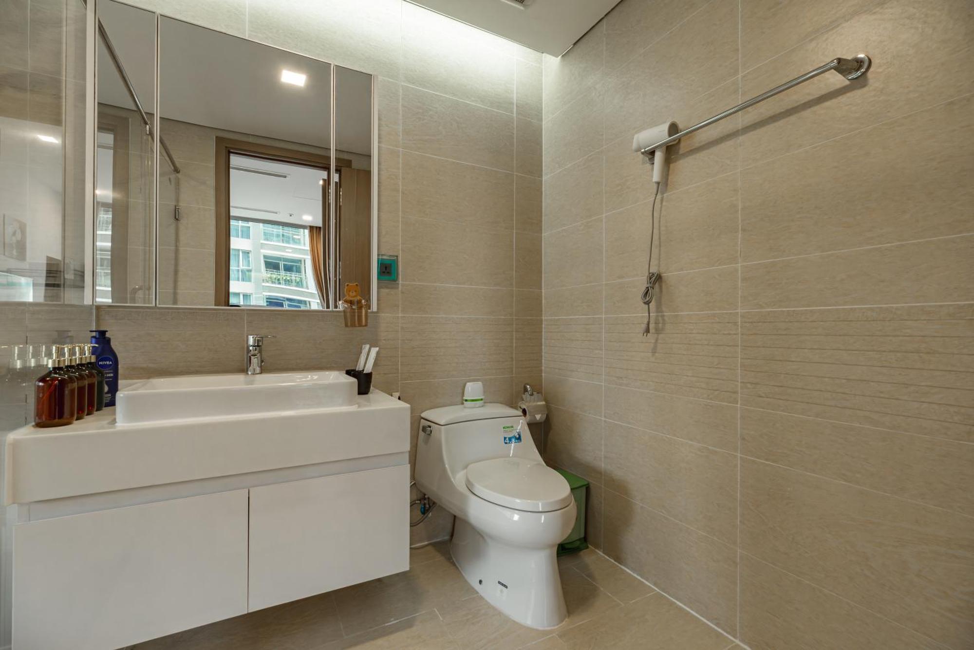 Vinhomes Park Collection M By Elevate * Ho Chi Minh City