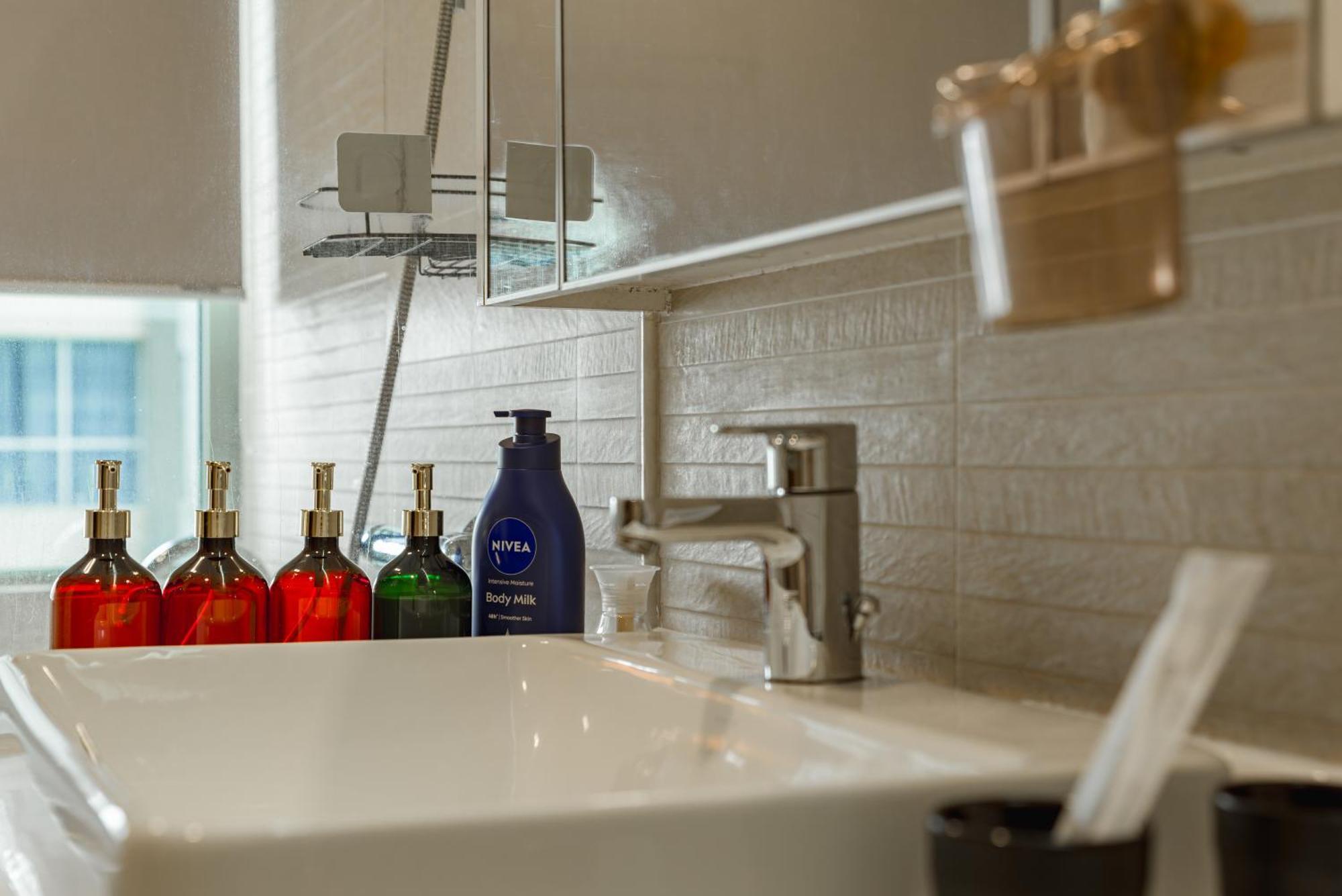 Apartment Vinhomes Park Collection M By Elevate
