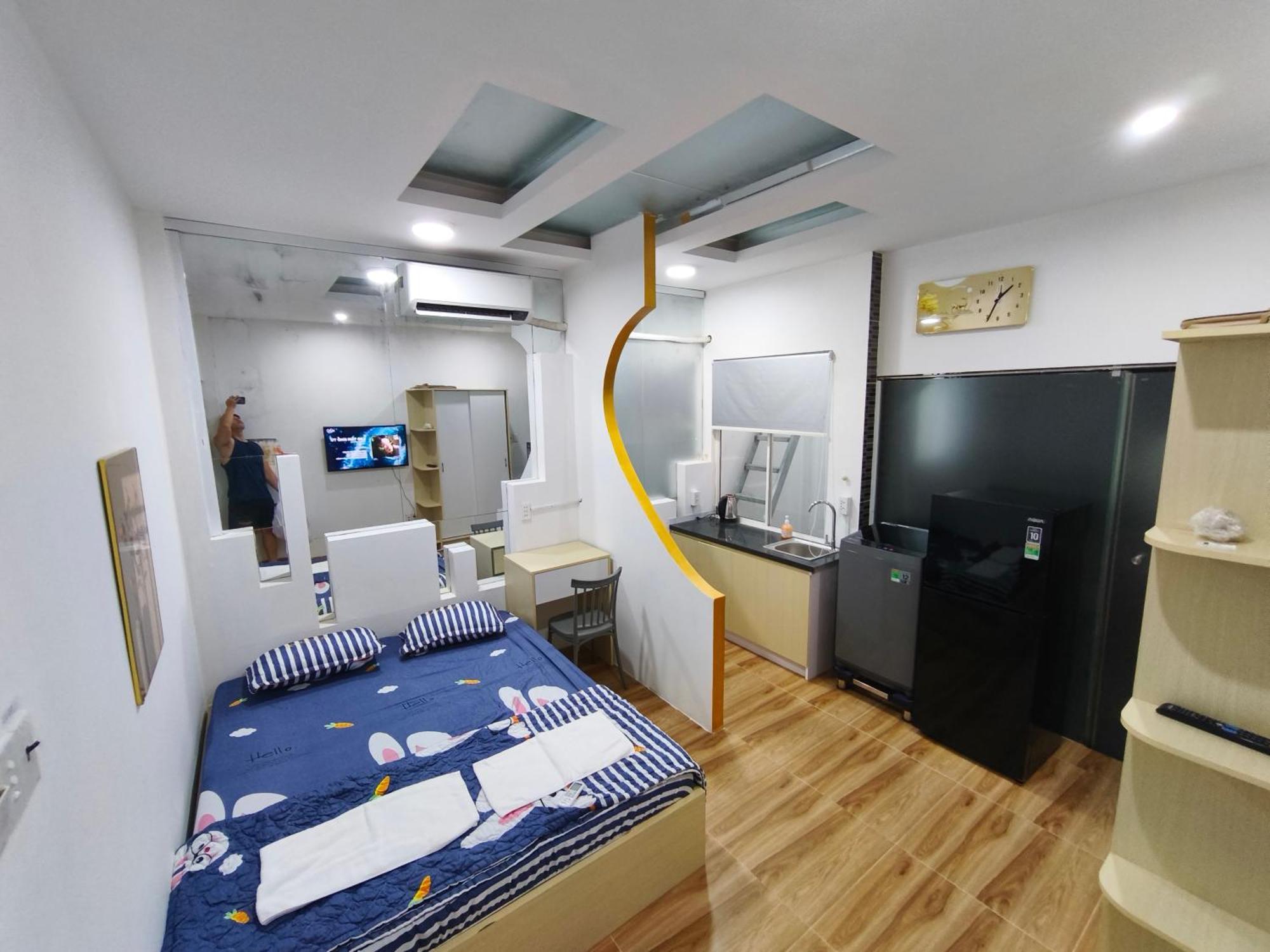 Apartment 127 Hoa Lan, P2, Phu Nhuan *