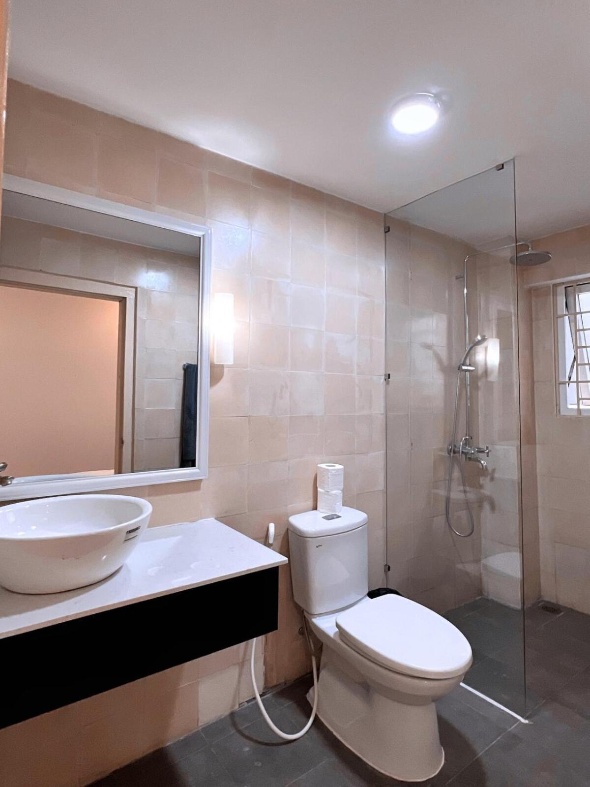 Apartment District 1 - Saigon Center - 100m2 Vintage Fusion *