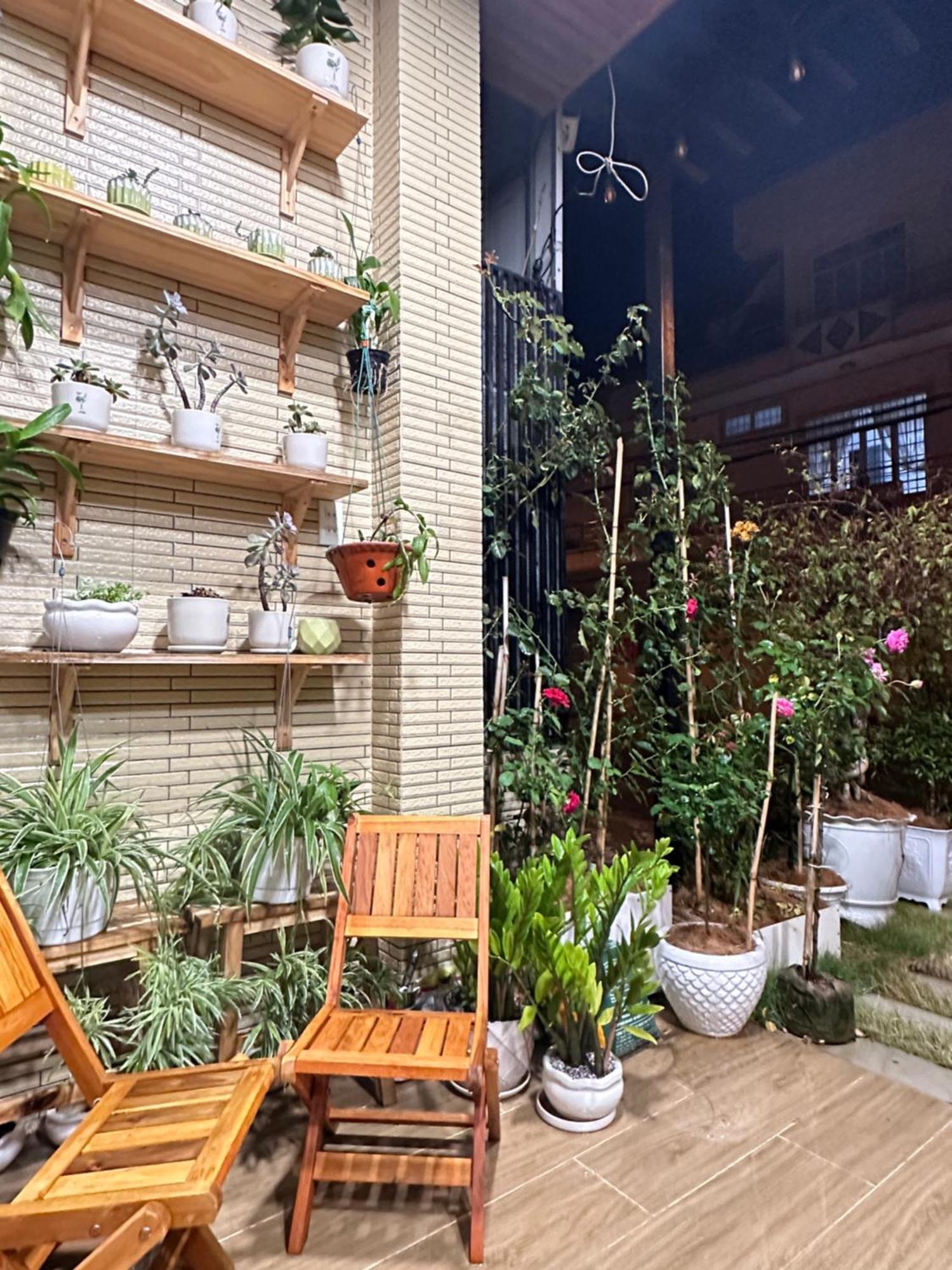 Nha Pho San Vuon Entire Holiday home