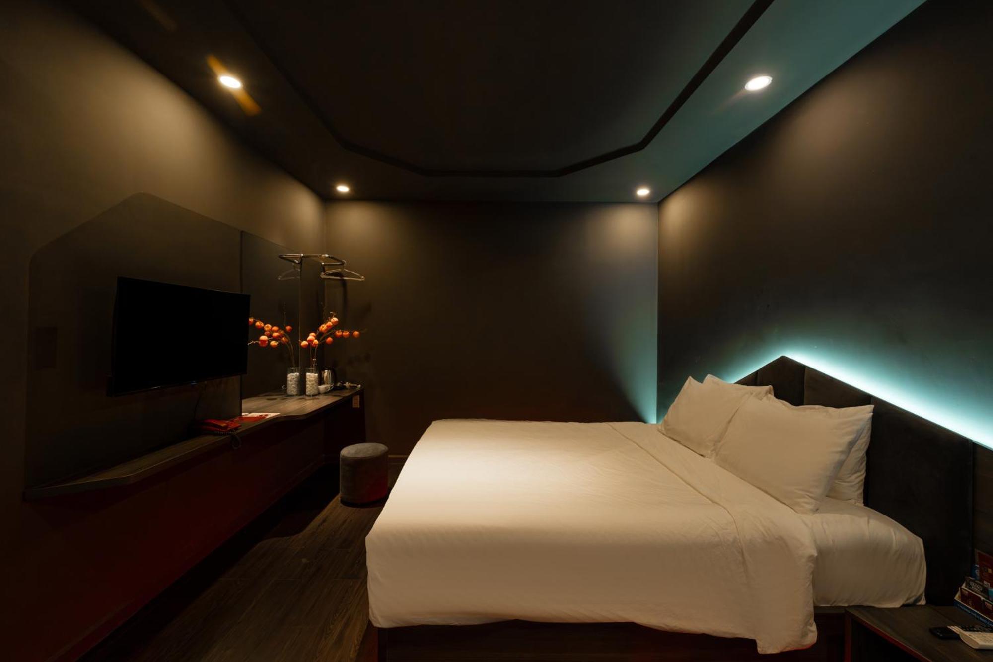 Hotel Dao Tien - Truong Chinh, Tan Binh