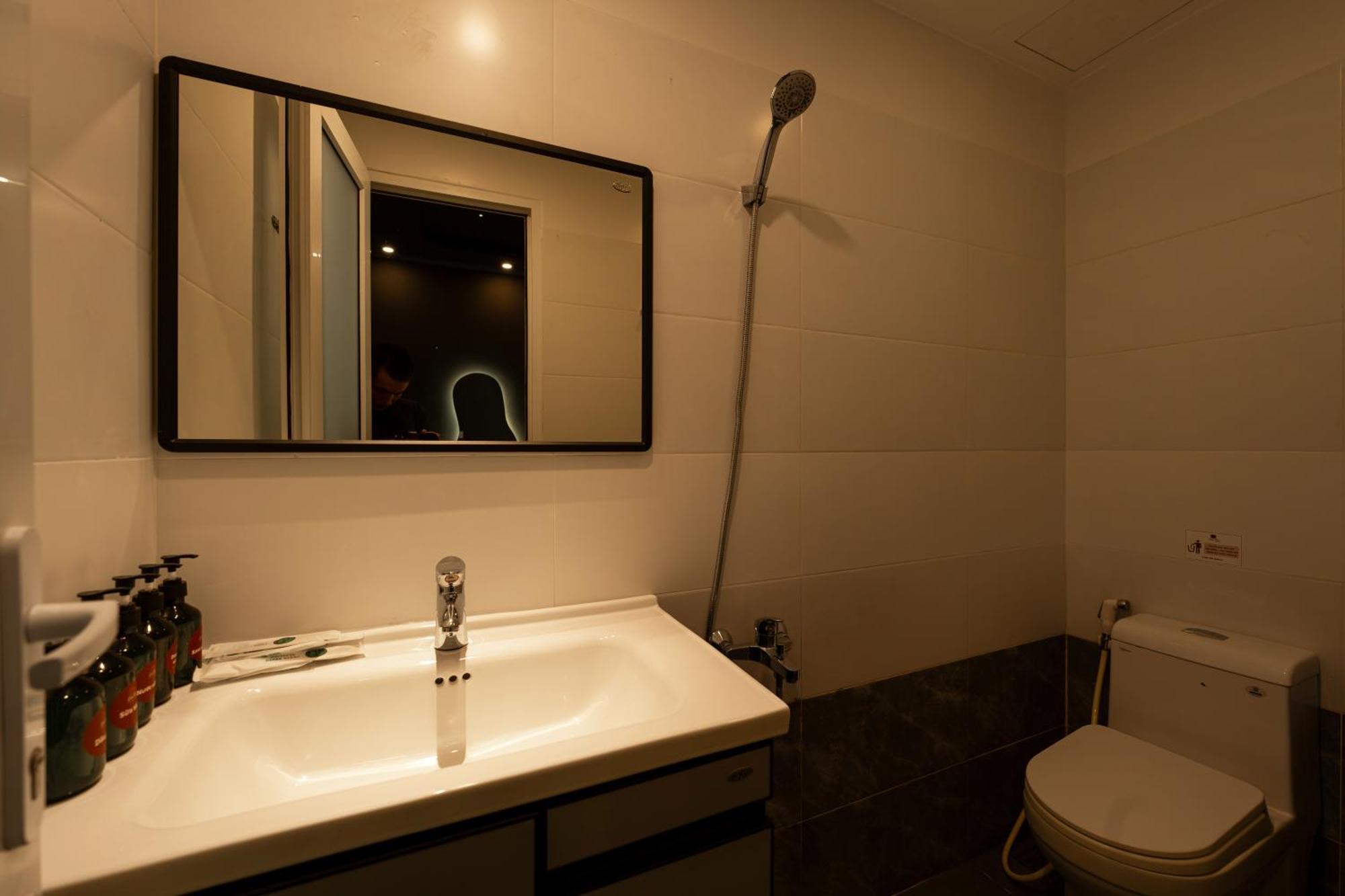 Dao Tien - Truong Chinh, Tan Binh Hotel