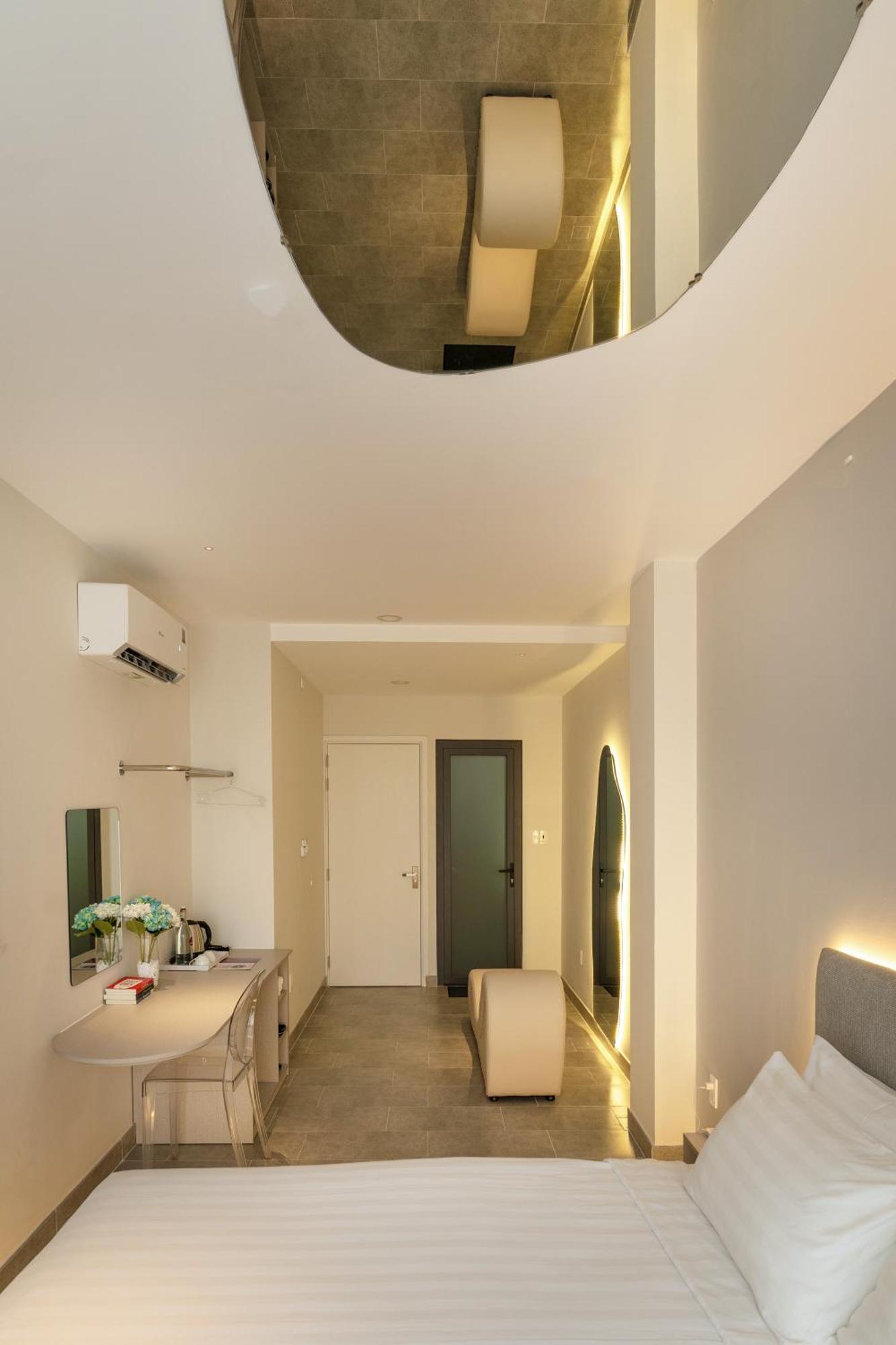 Hotel Dao Tien - Mai Xuan Thuong *