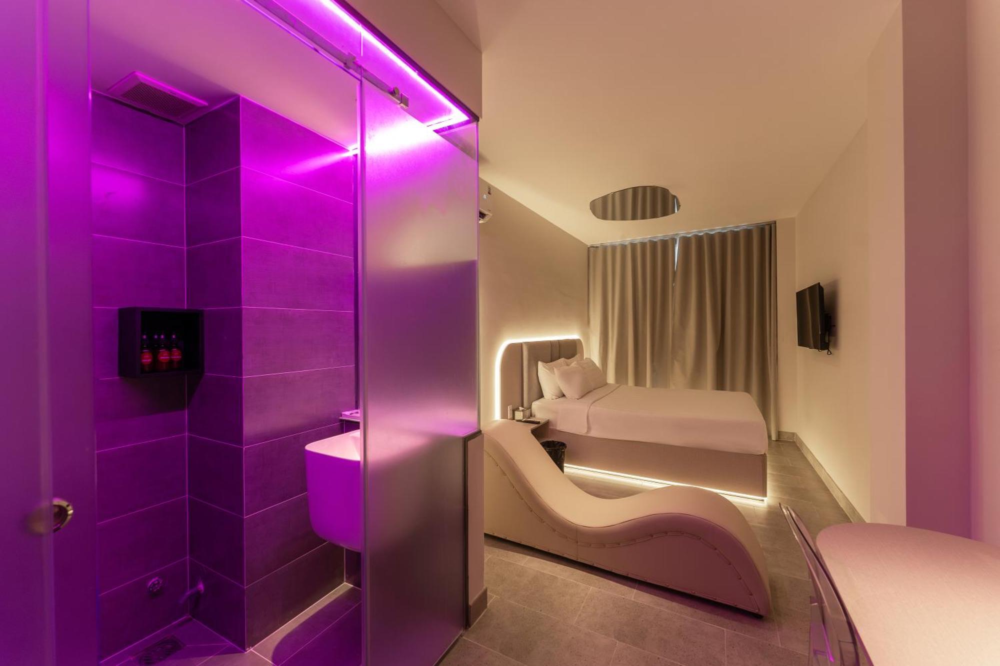 Dao Tien - Mai Xuan Thuong Hotel
