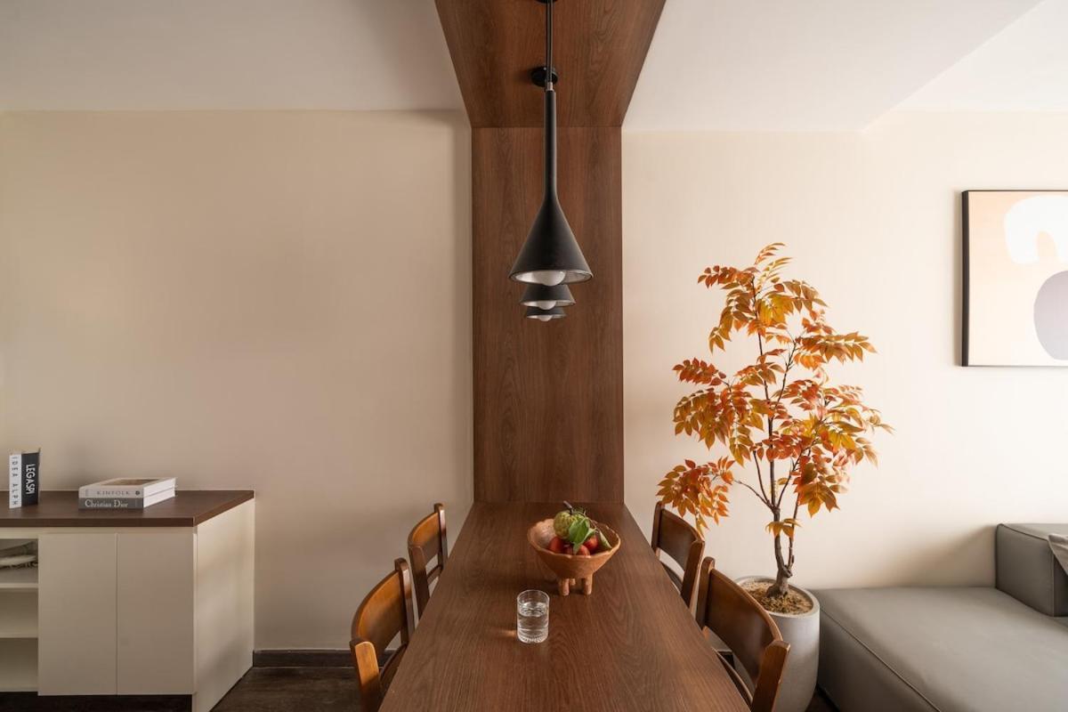 Apartment Wind