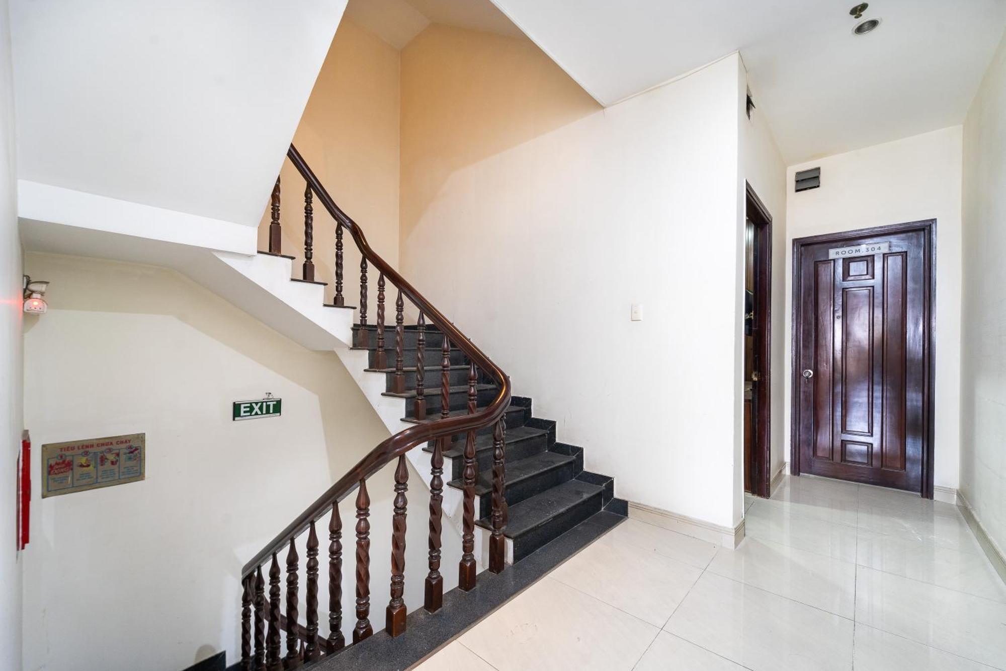 Collection O District 10 Near Hanh Hospital Formerly Lan Rung 3* Ho Chi Minh City