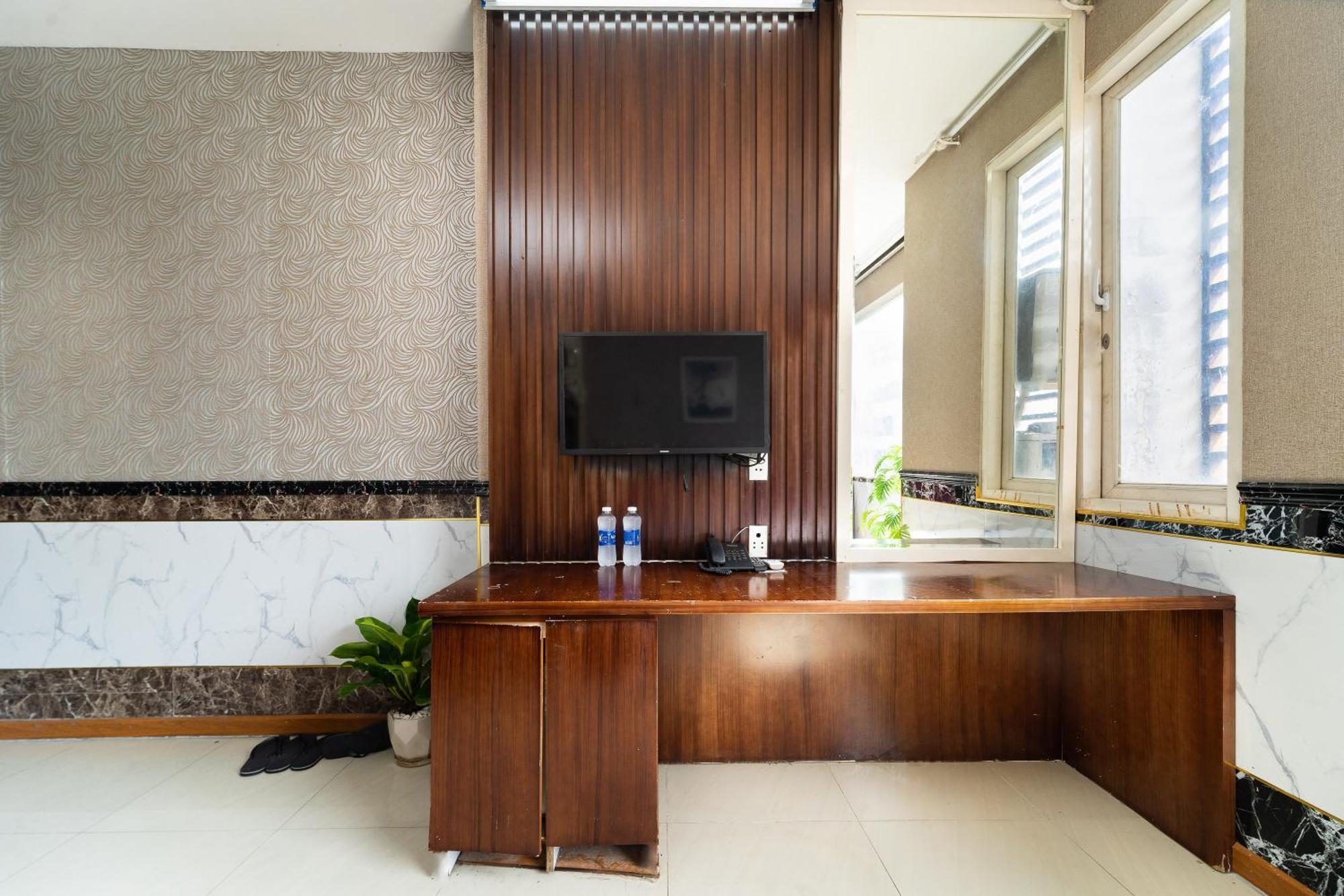 Hotel Collection O District 10 Near Hanh Hospital Formerly Lan Rung