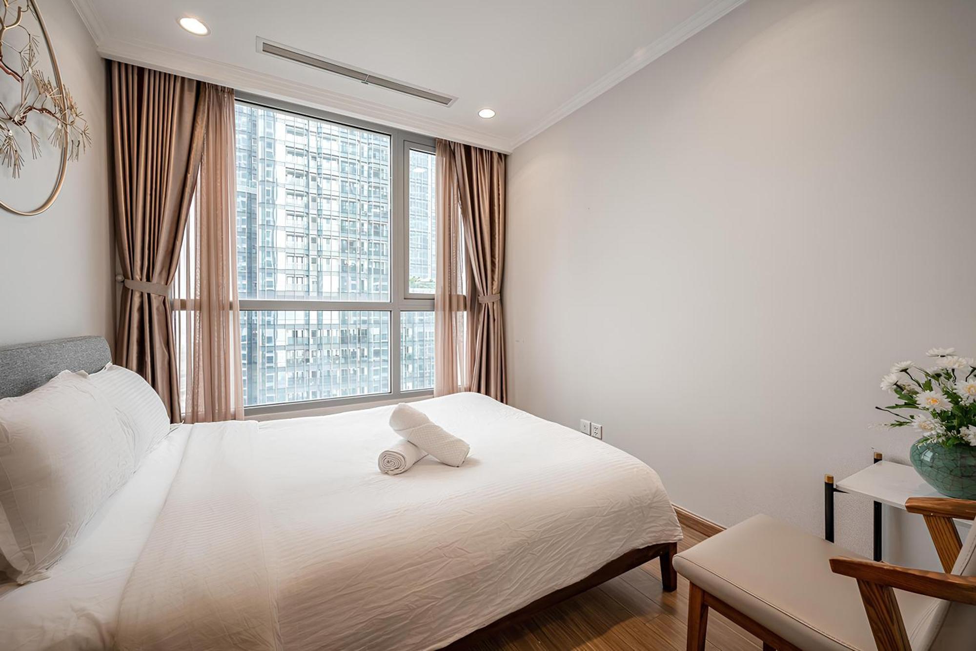 The Peninsula Landmark - Vinhomes Park Aparthotel