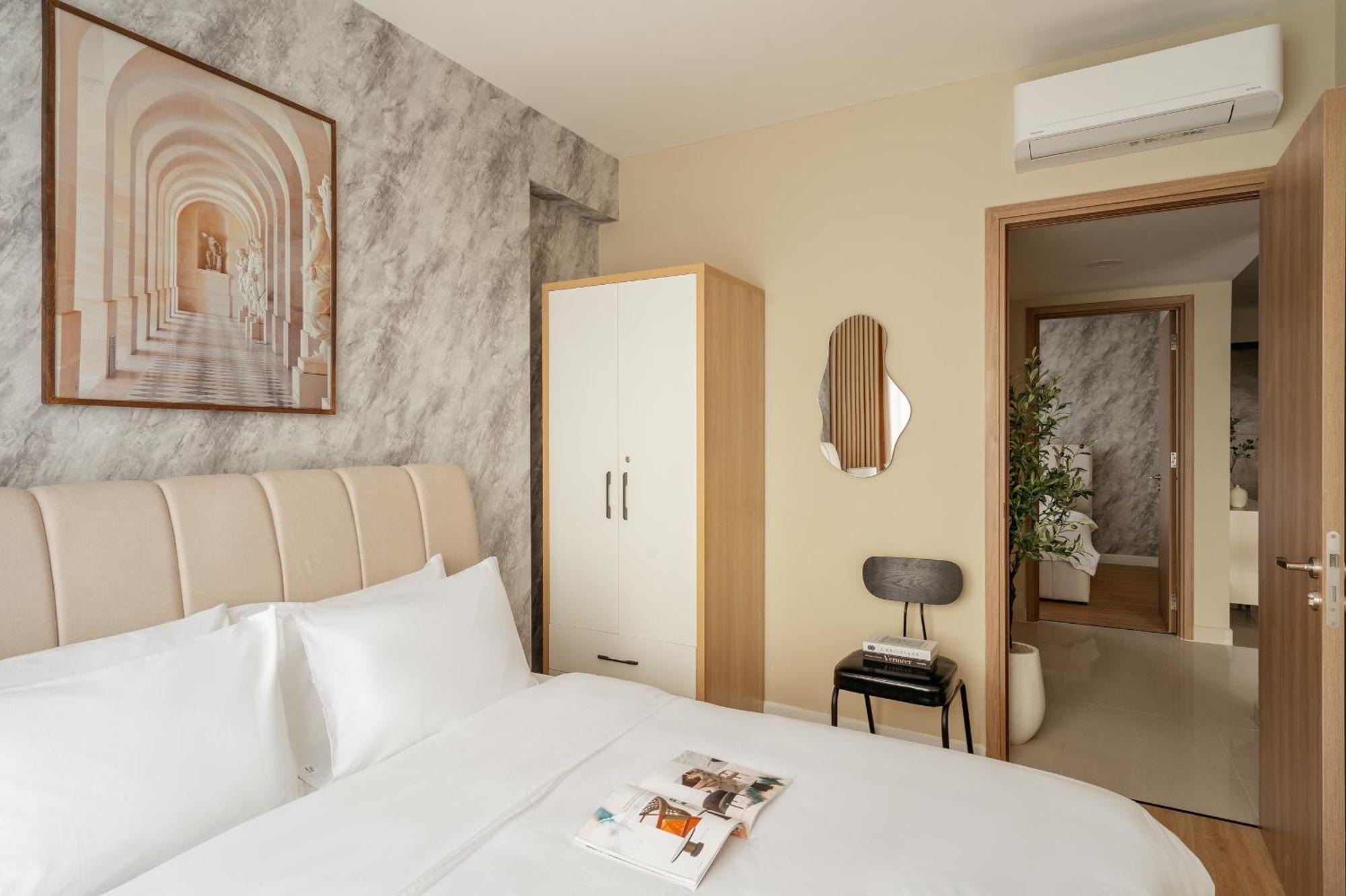 The Peninsula Landmark - Vinhomes Park Aparthotel *