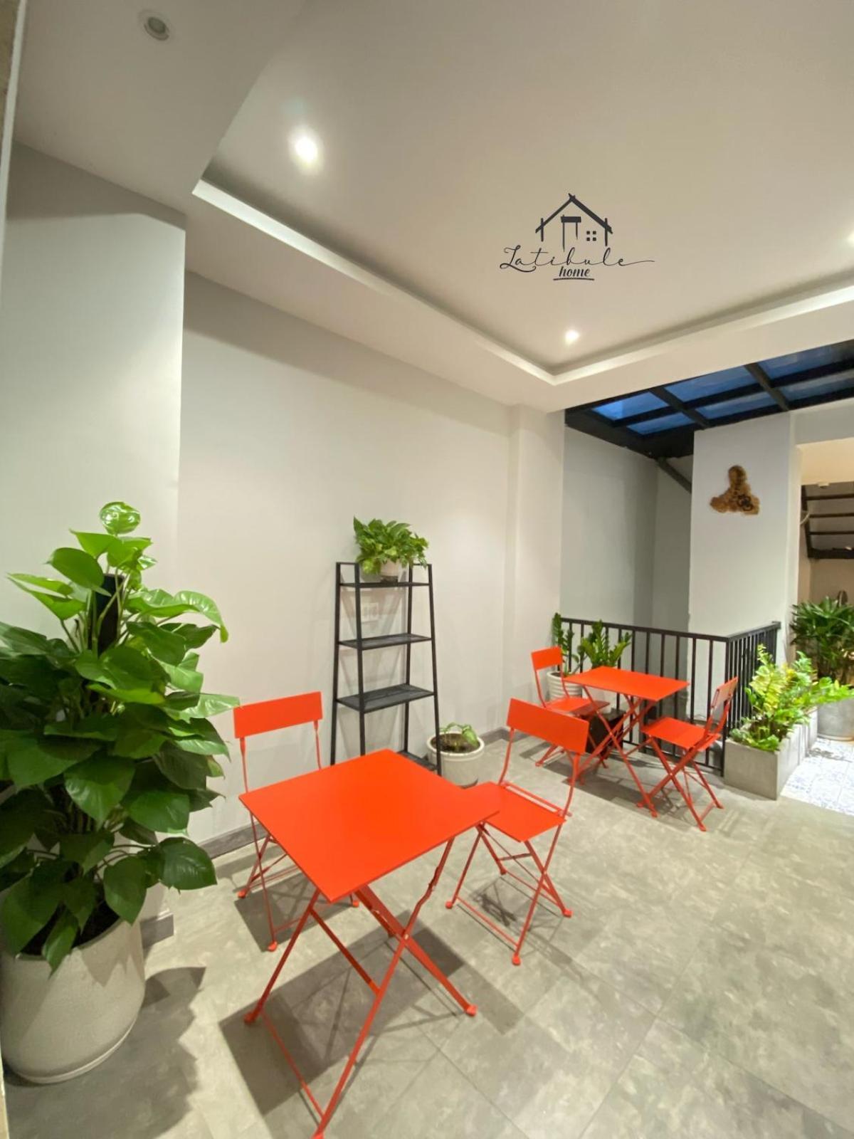 Apartment Chua Chuot Da Toi 18 *