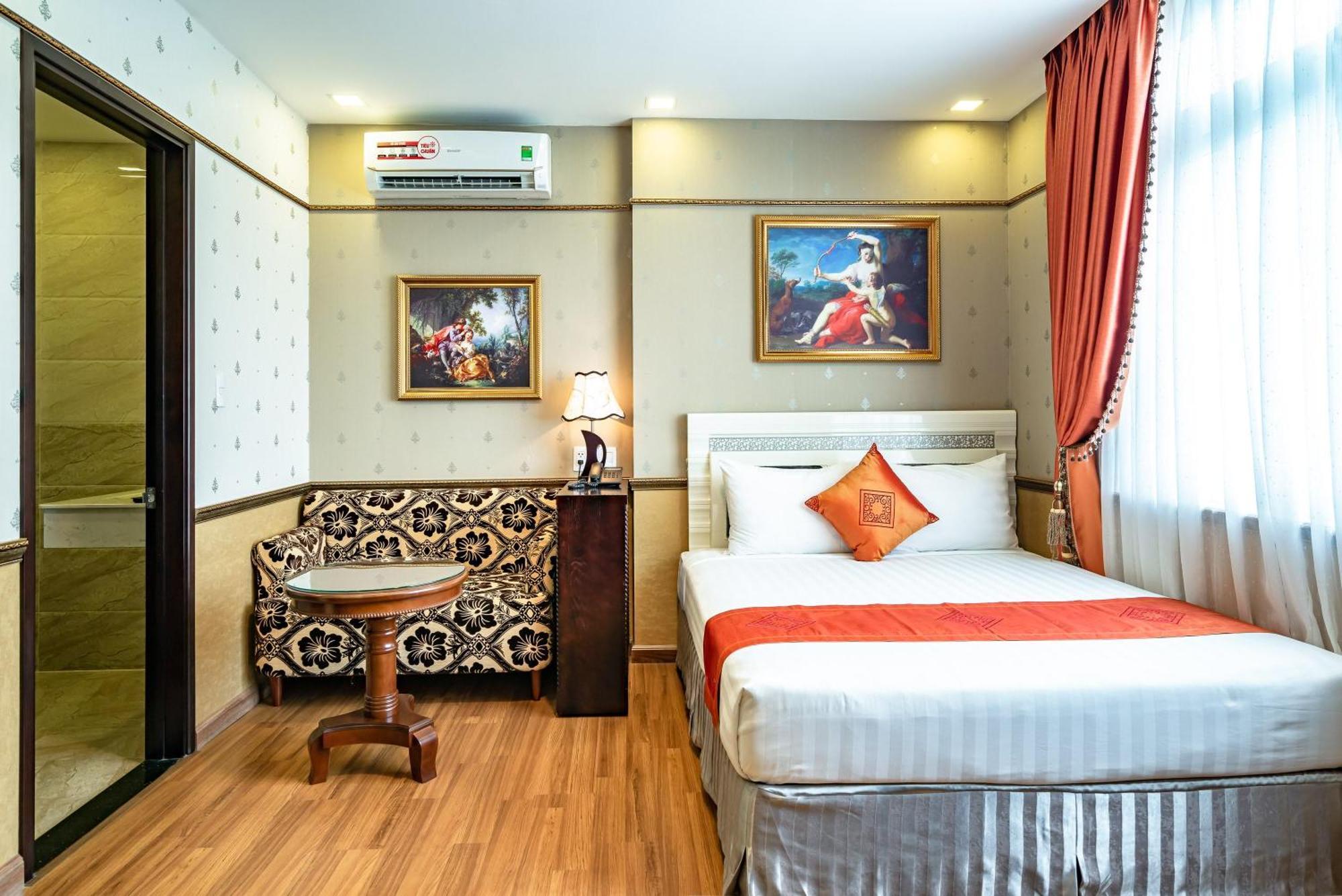 Dancentre Luxury Near Secc Formerly Emerald & Apartment Ho Chi Minh City