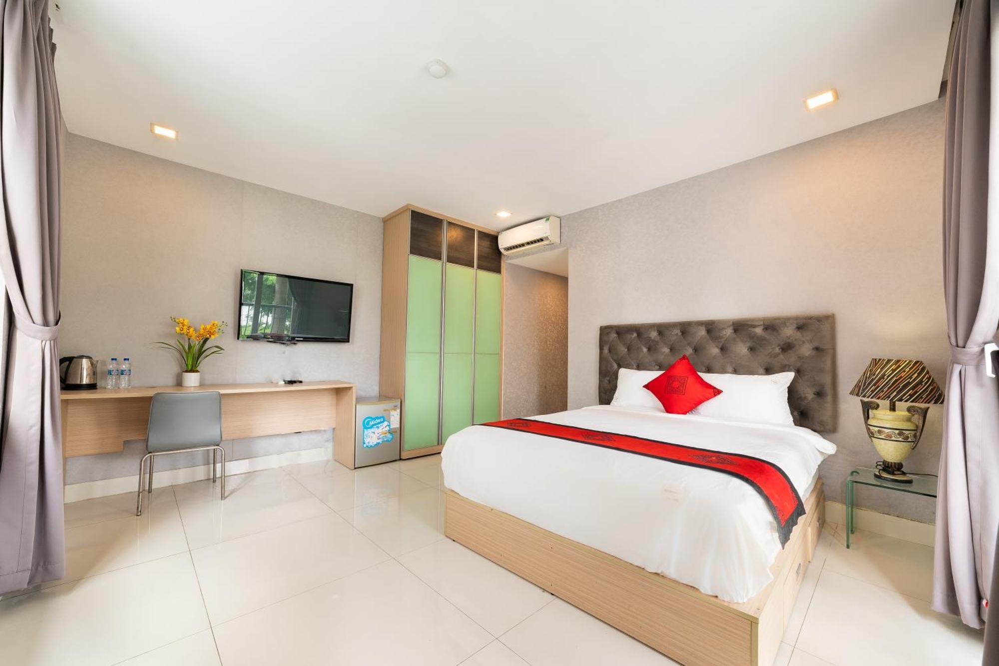 Dancentre Luxury Near Secc Formerly Sunshine Garden Apartment *