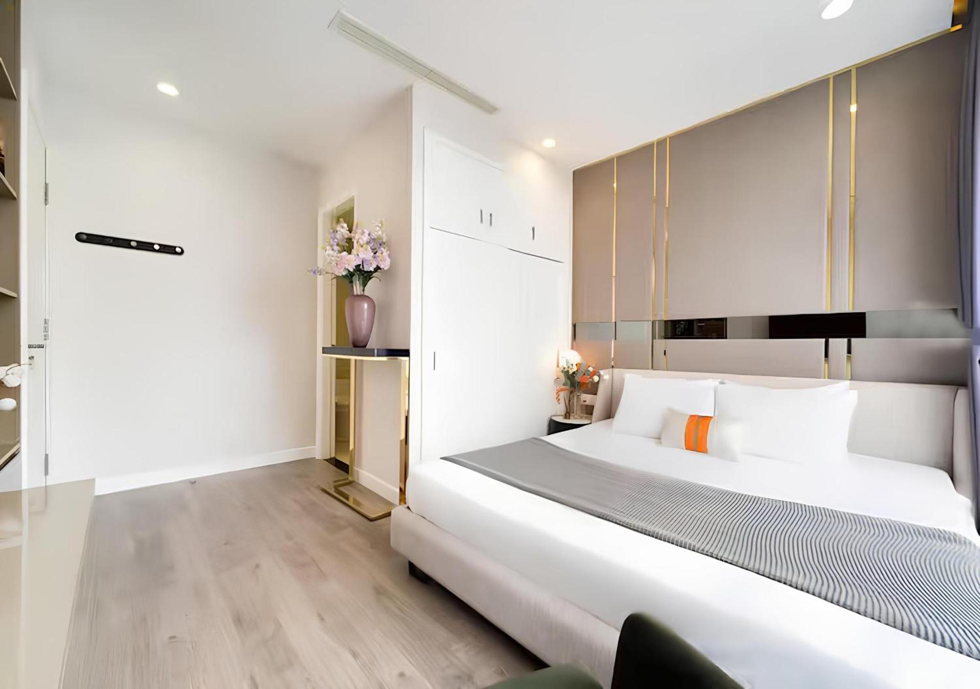 Aparthotel The Peninsula Landmark - Vinhomes Park *