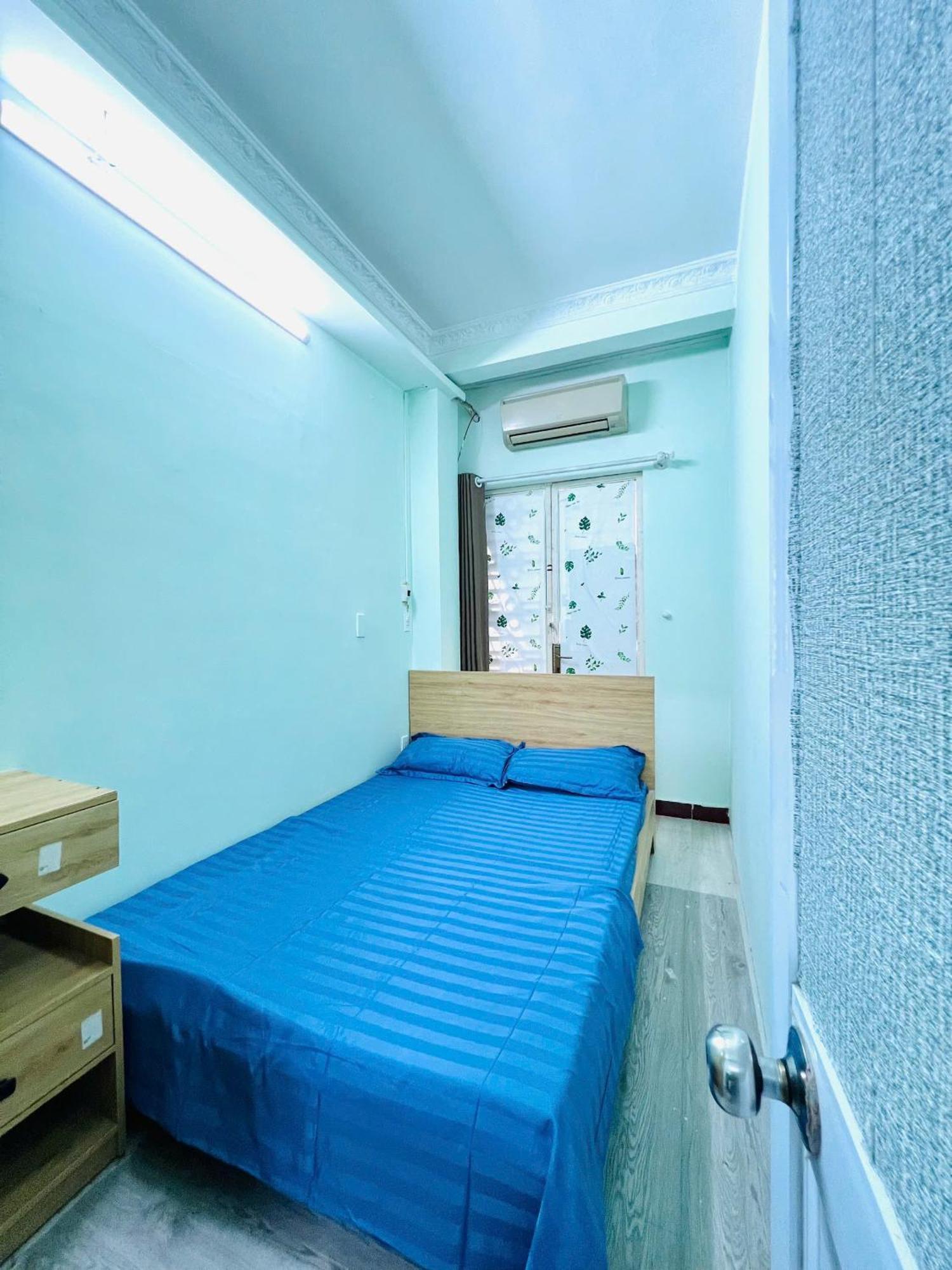 39 Nguyen Trai Apartment *