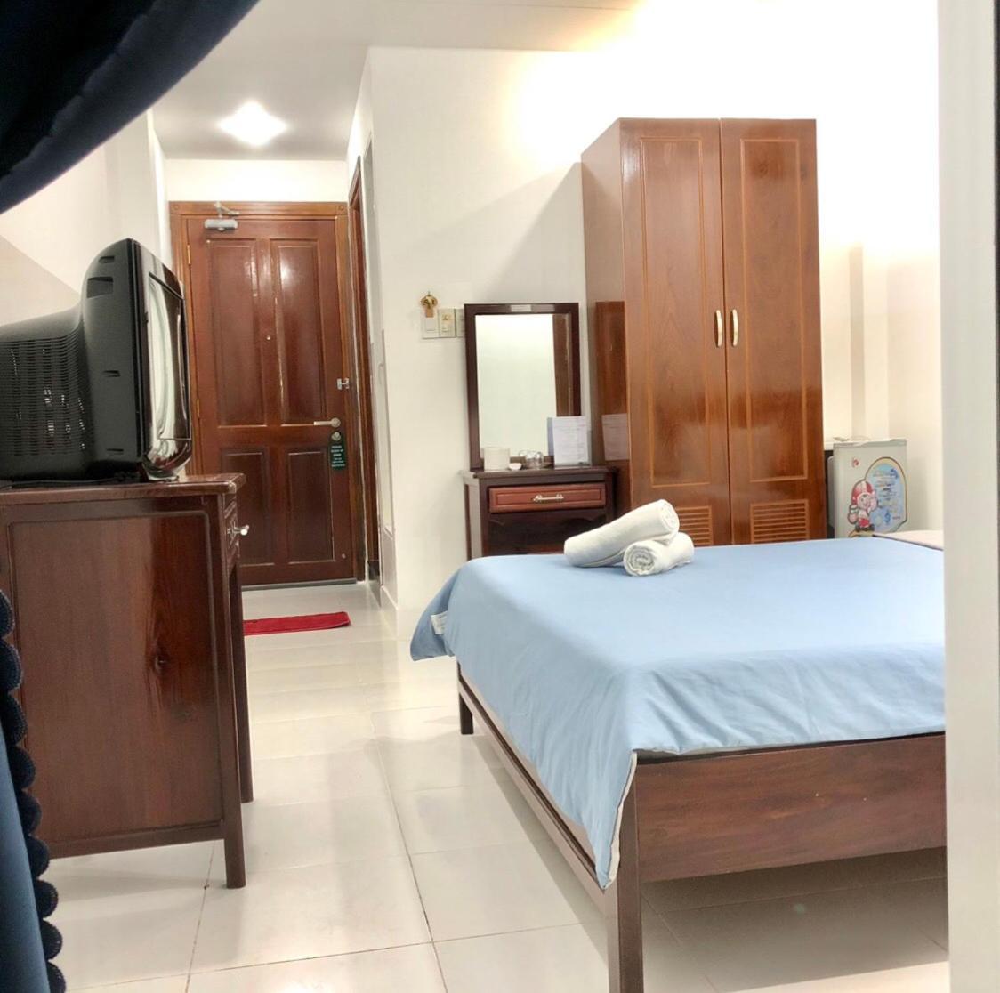 Hotel Saigon Cozyii At Center *