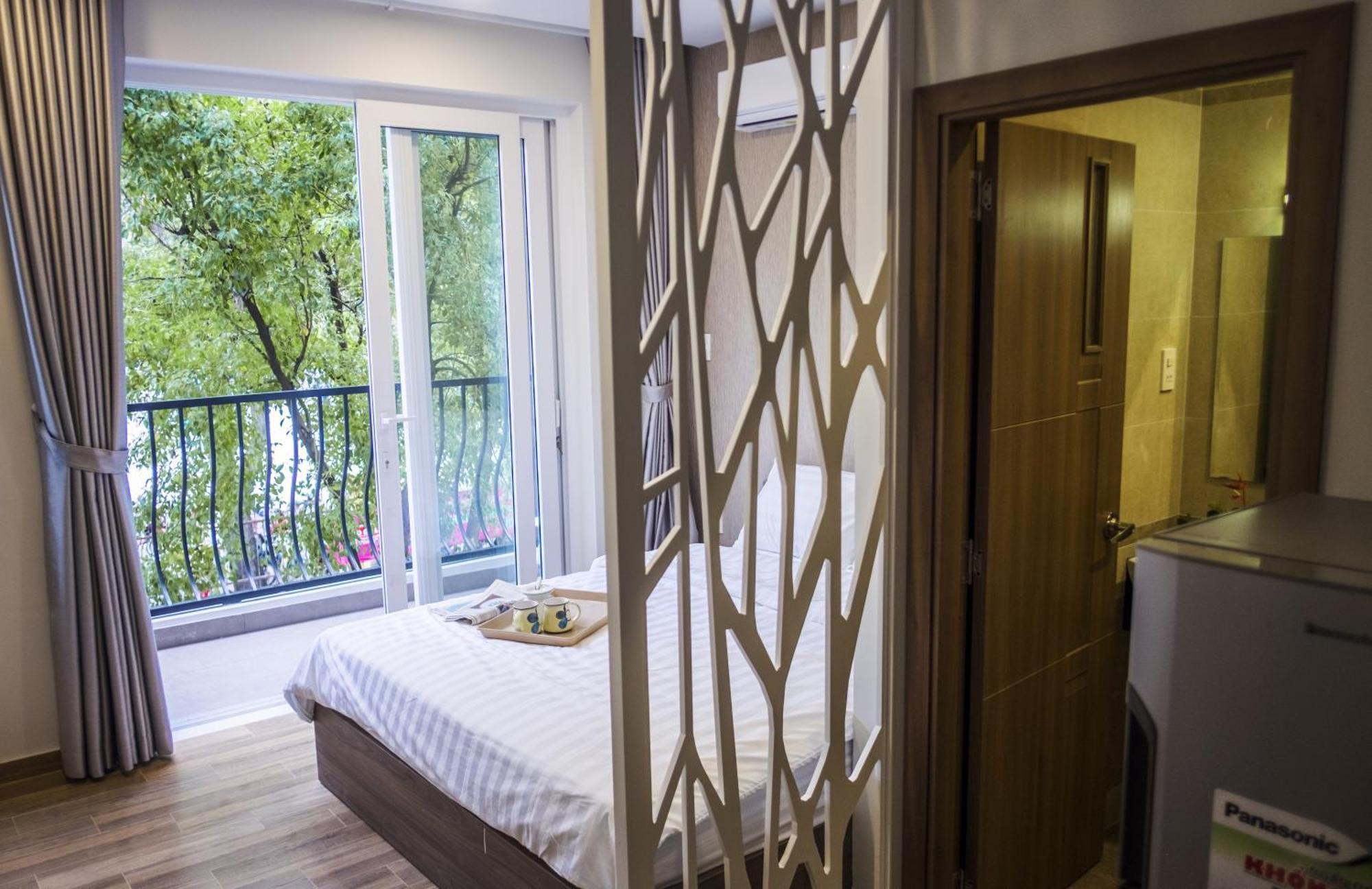 Spring Light House Aparthotel
