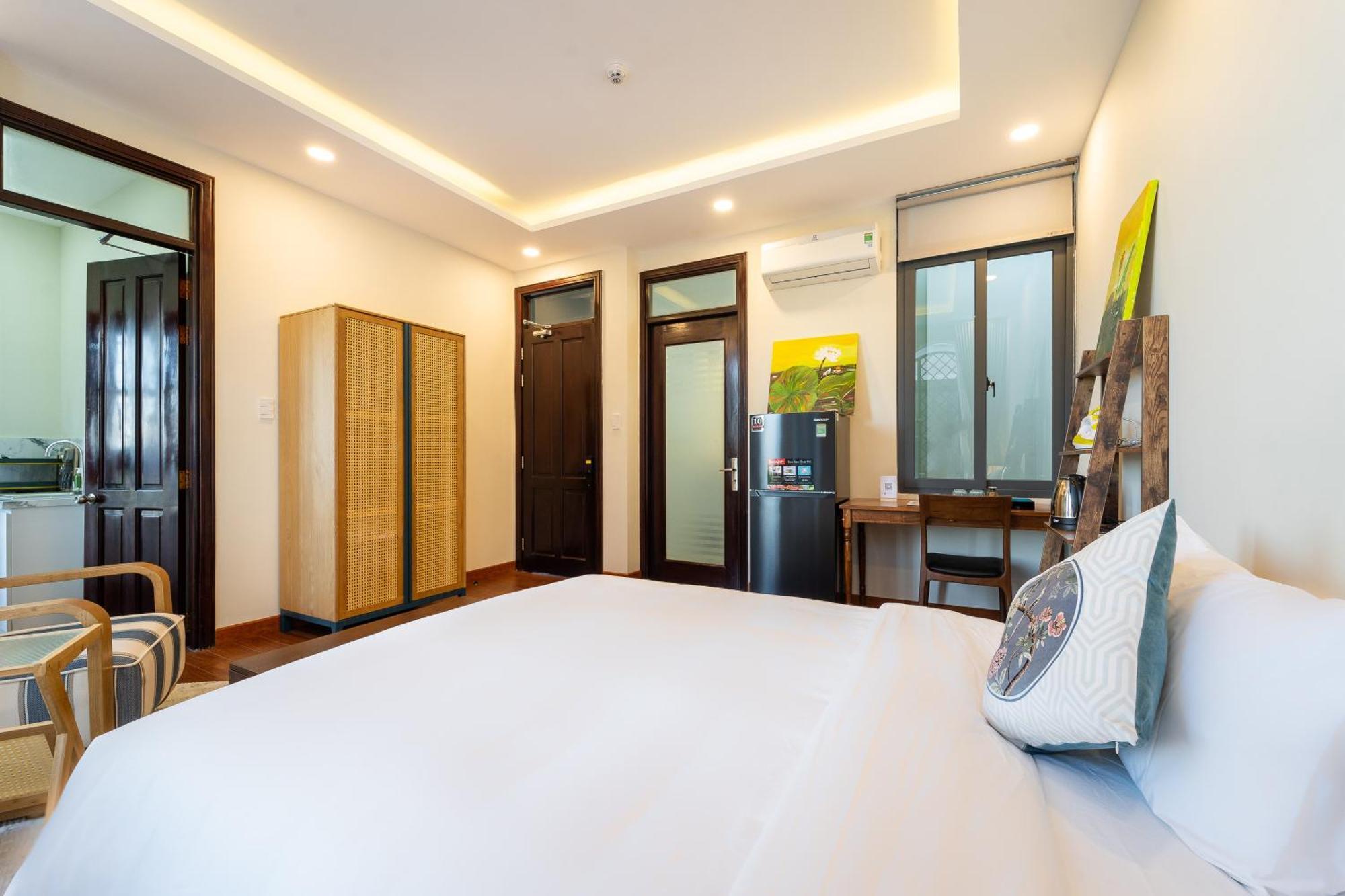 Nguyen Le By Convinia Holiday home *