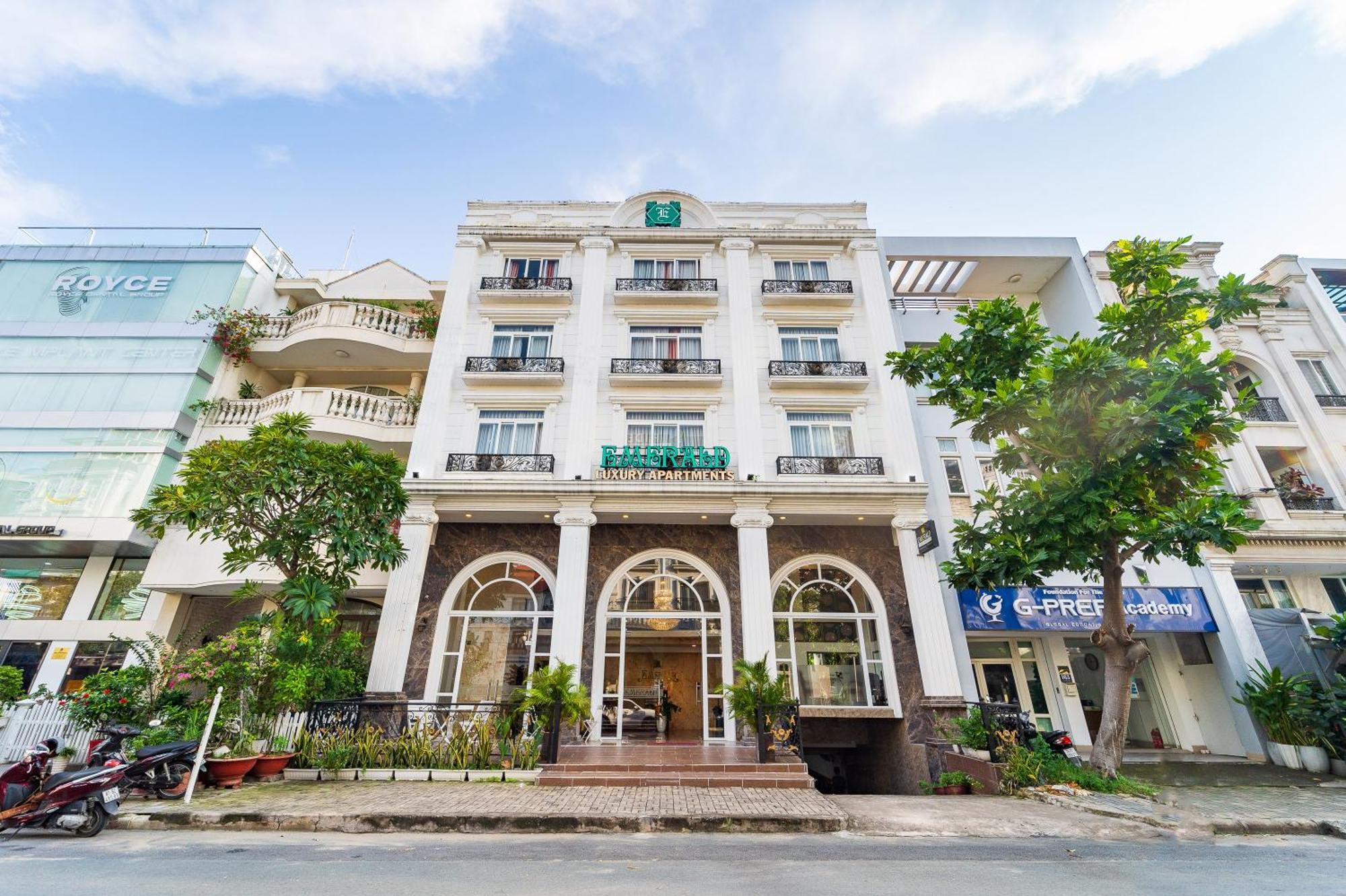 Collection O Emerald Luxury - Near Secc