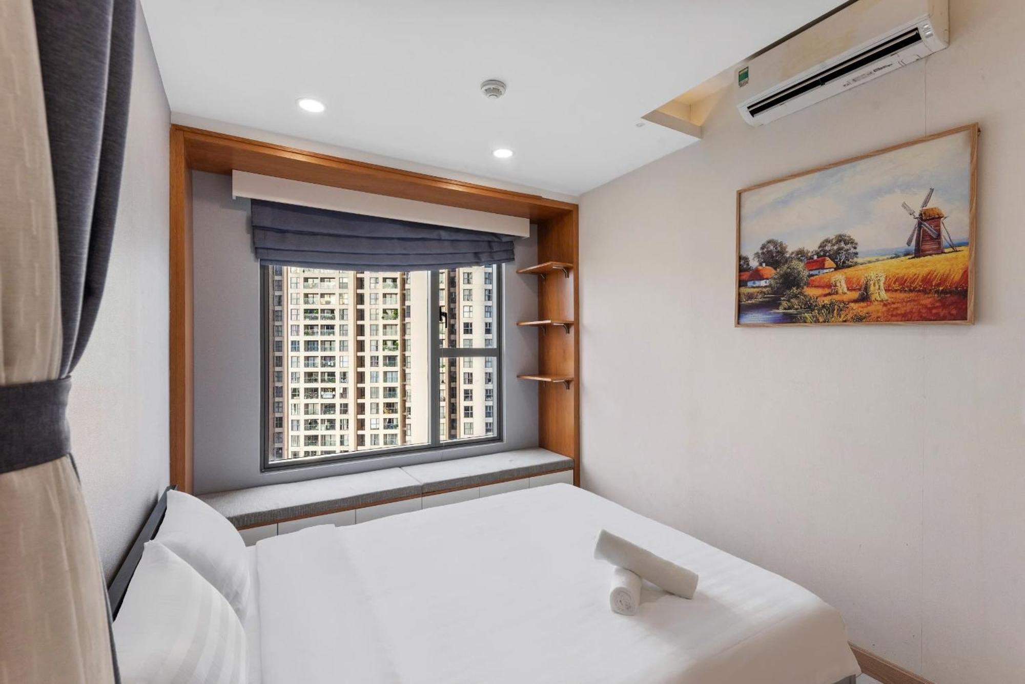 Awesome Rivergate Apartment - Cbd In Hcm City Apartment *