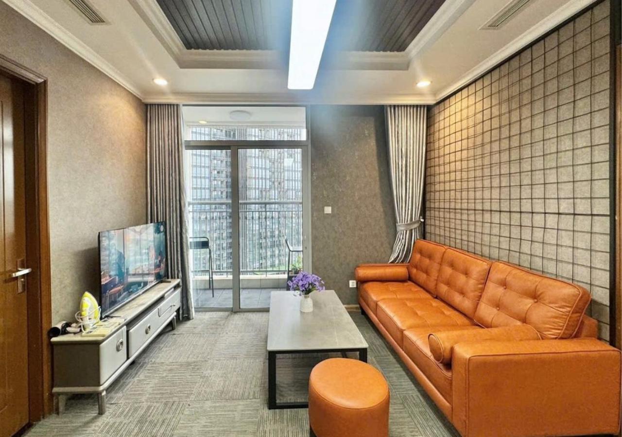 Apartment Mochi - Vinhomes Park *