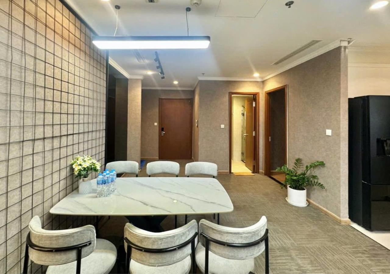 Mochi - Vinhomes Park * Ho Chi Minh City