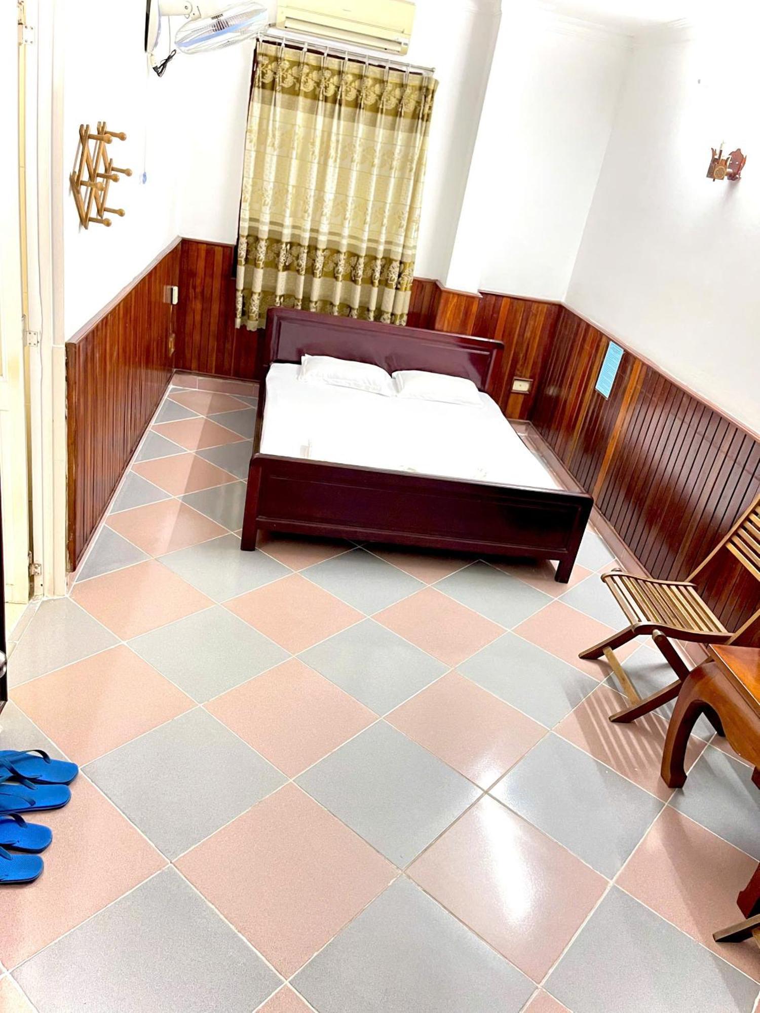 Hotel Khach San Thien Theu *