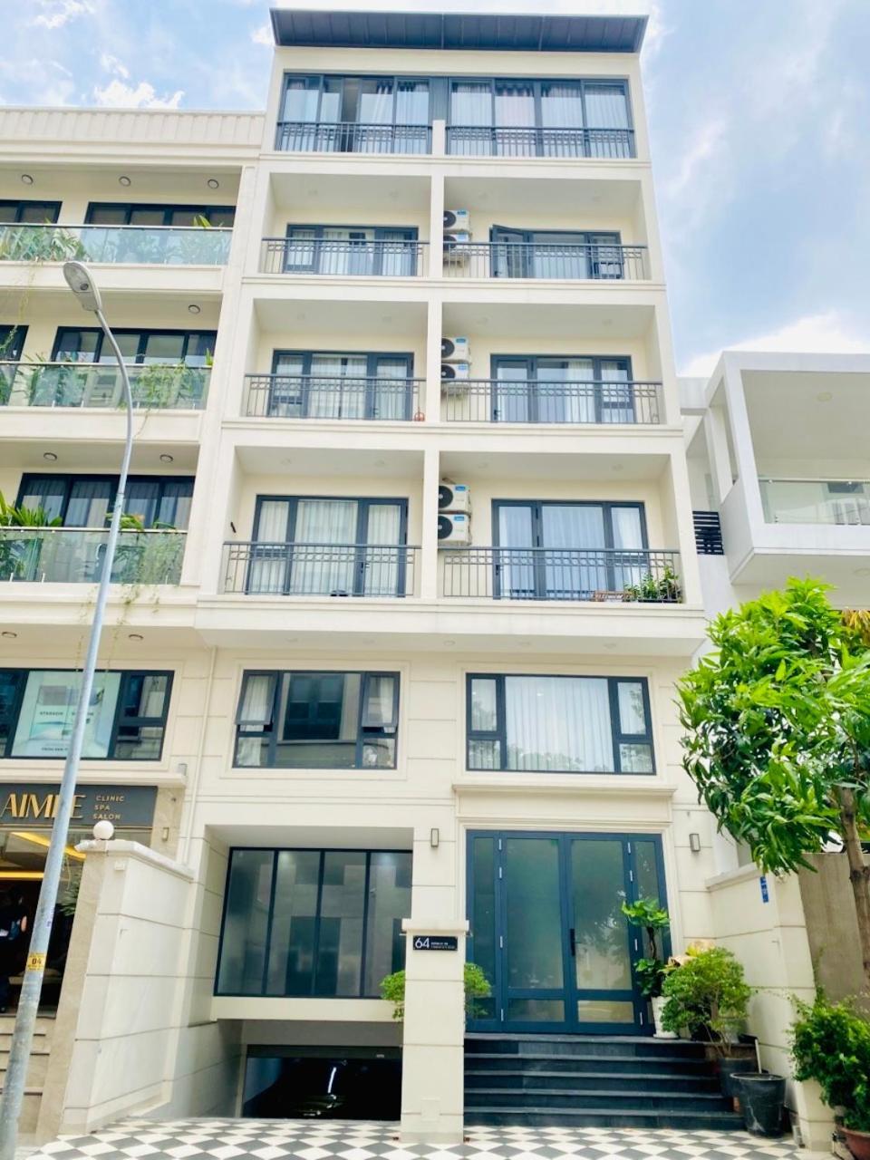 302 Modern With Balcony & Kitchen Ho Chi Minh City