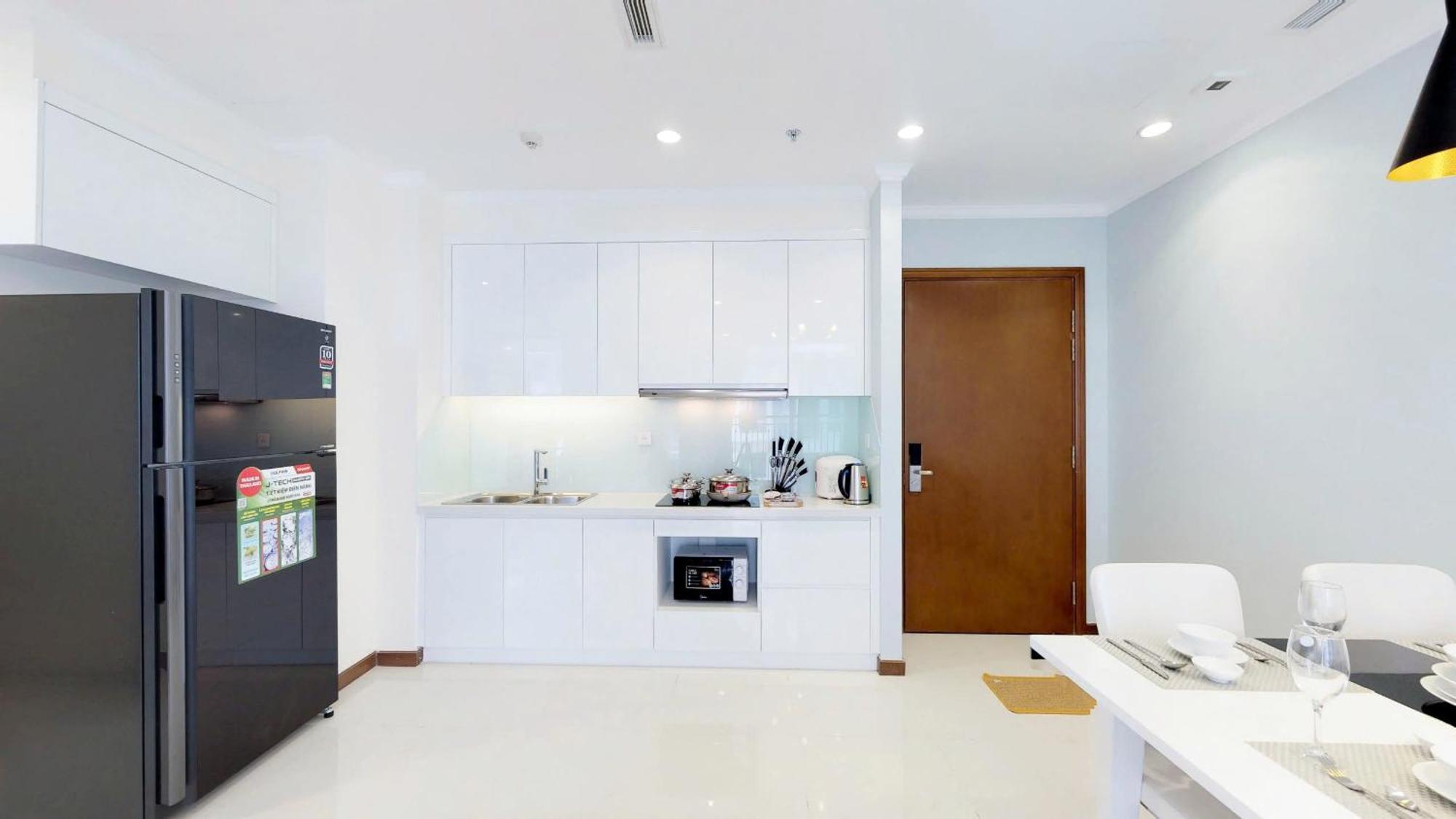 Skyview - Bui Vien Street, Downtown & Sg's Heart Apartment
