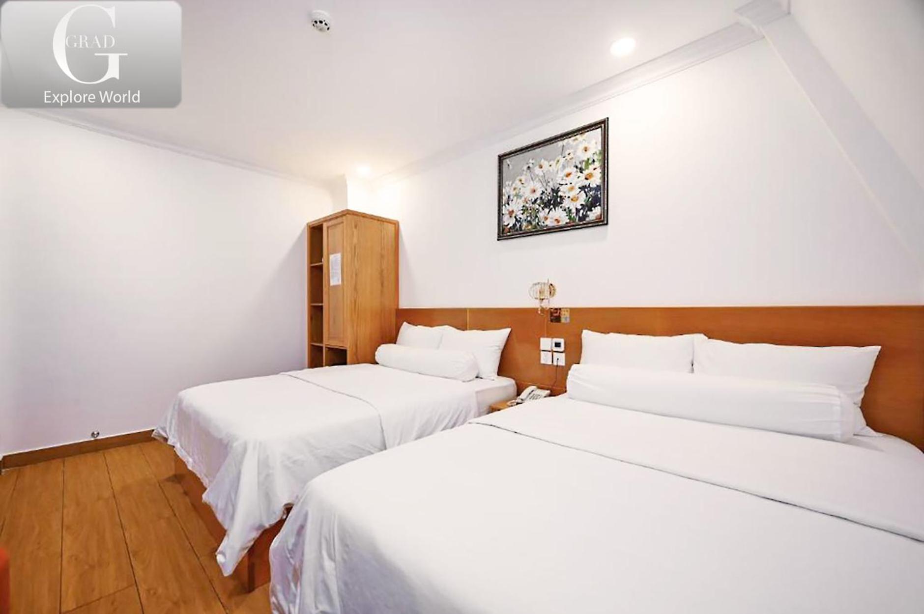 Grad Ly Ly 2 Ho Chi Minh City