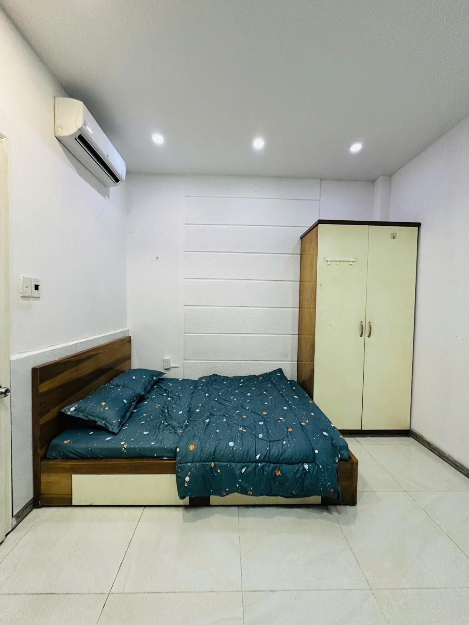 94c2 Vip Apartment *