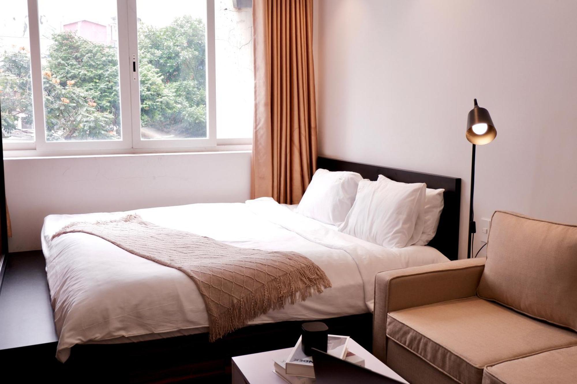 Apartment Cozy Minimalist Near Bui Vien Walking Street, District 1 *