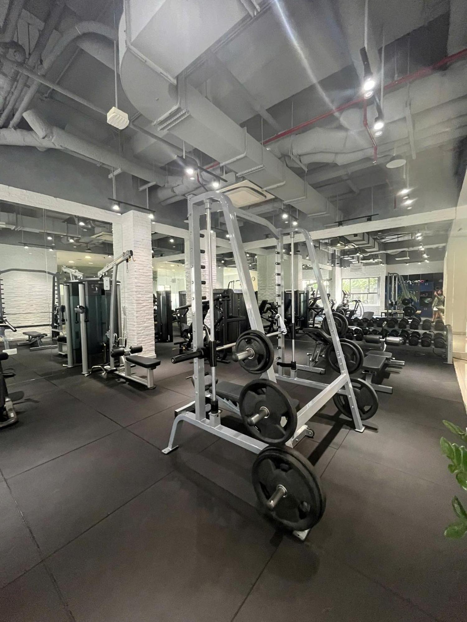 Duplex Botanica Premier - Nearby Airport Free Pool Gym * Ho Chi Minh City