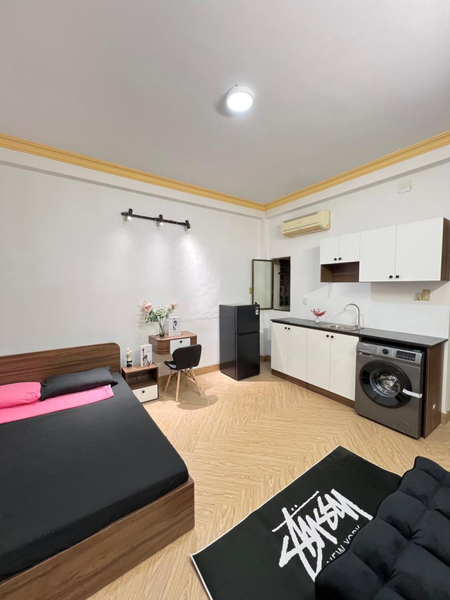 House Homestay *