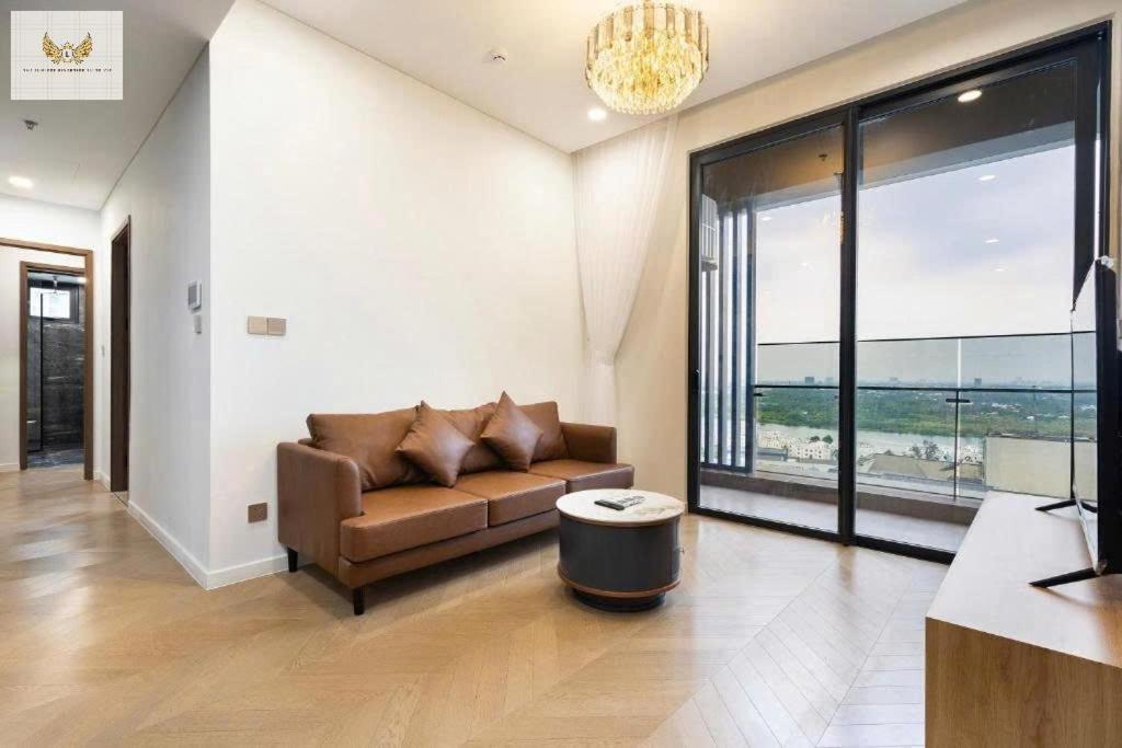 The Lumiere Riverside Vip Apartment