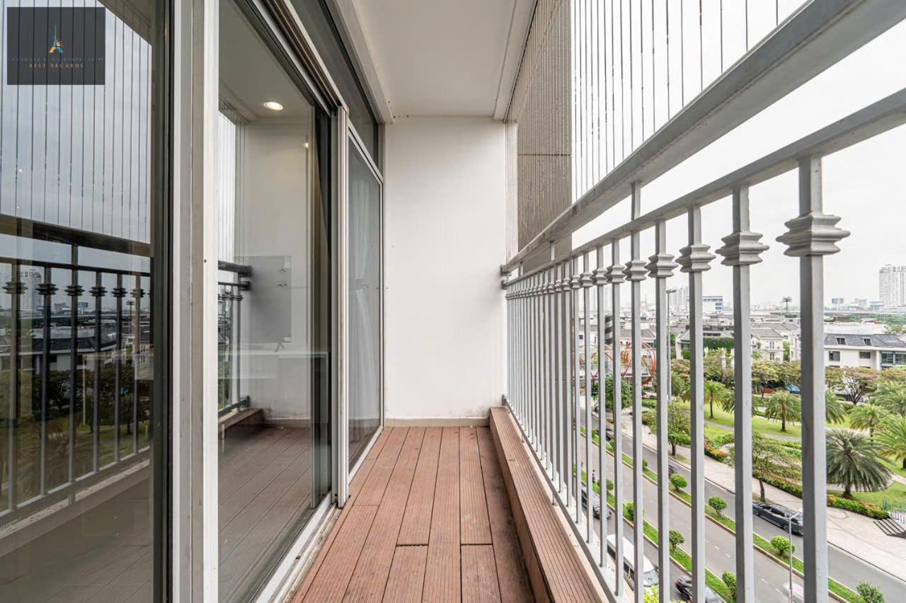 Landmark 81 Residences Suite * Ho Chi Minh City