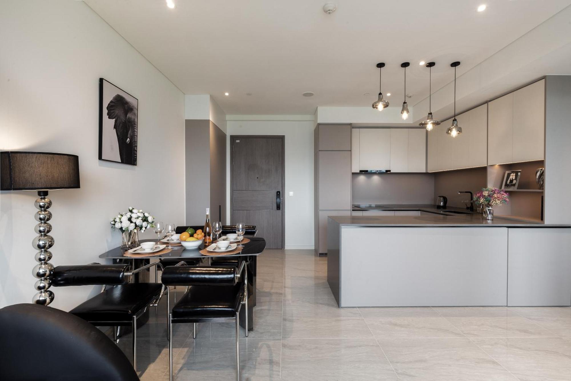 The Metropole Complex Opera-galleria-crest Apartment
