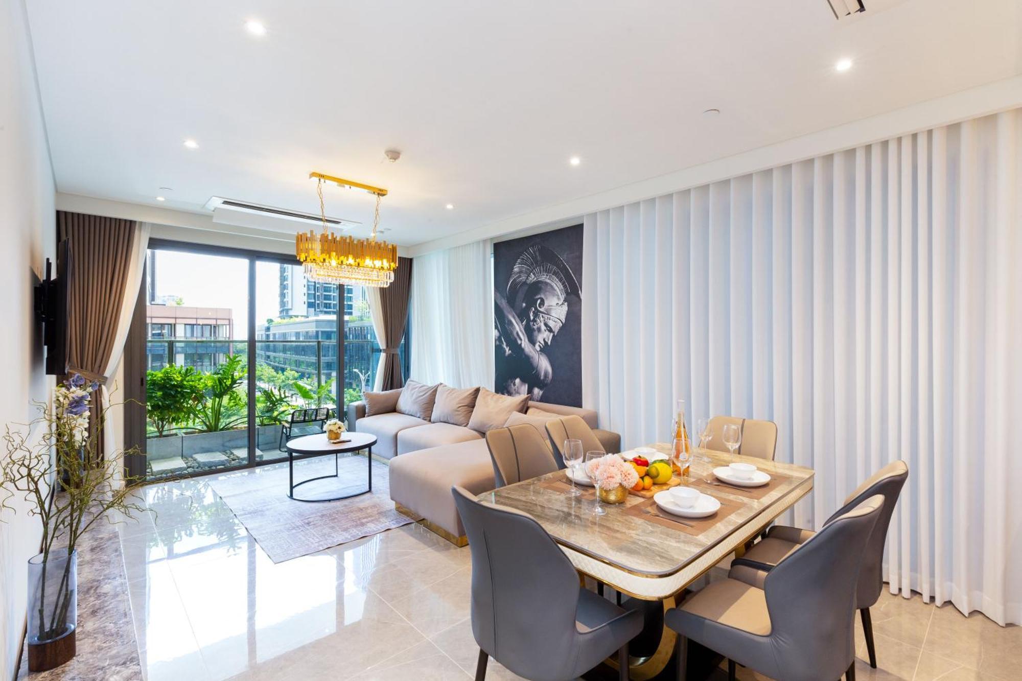 Apartment The Metropole Complex Opera-galleria-crest *