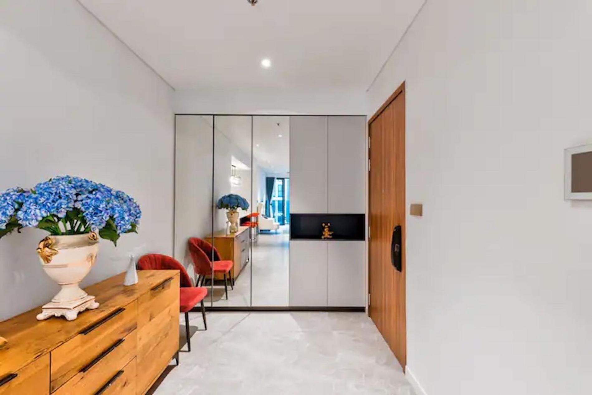 Apartment The Metropole Complex Opera-galleria-crest *