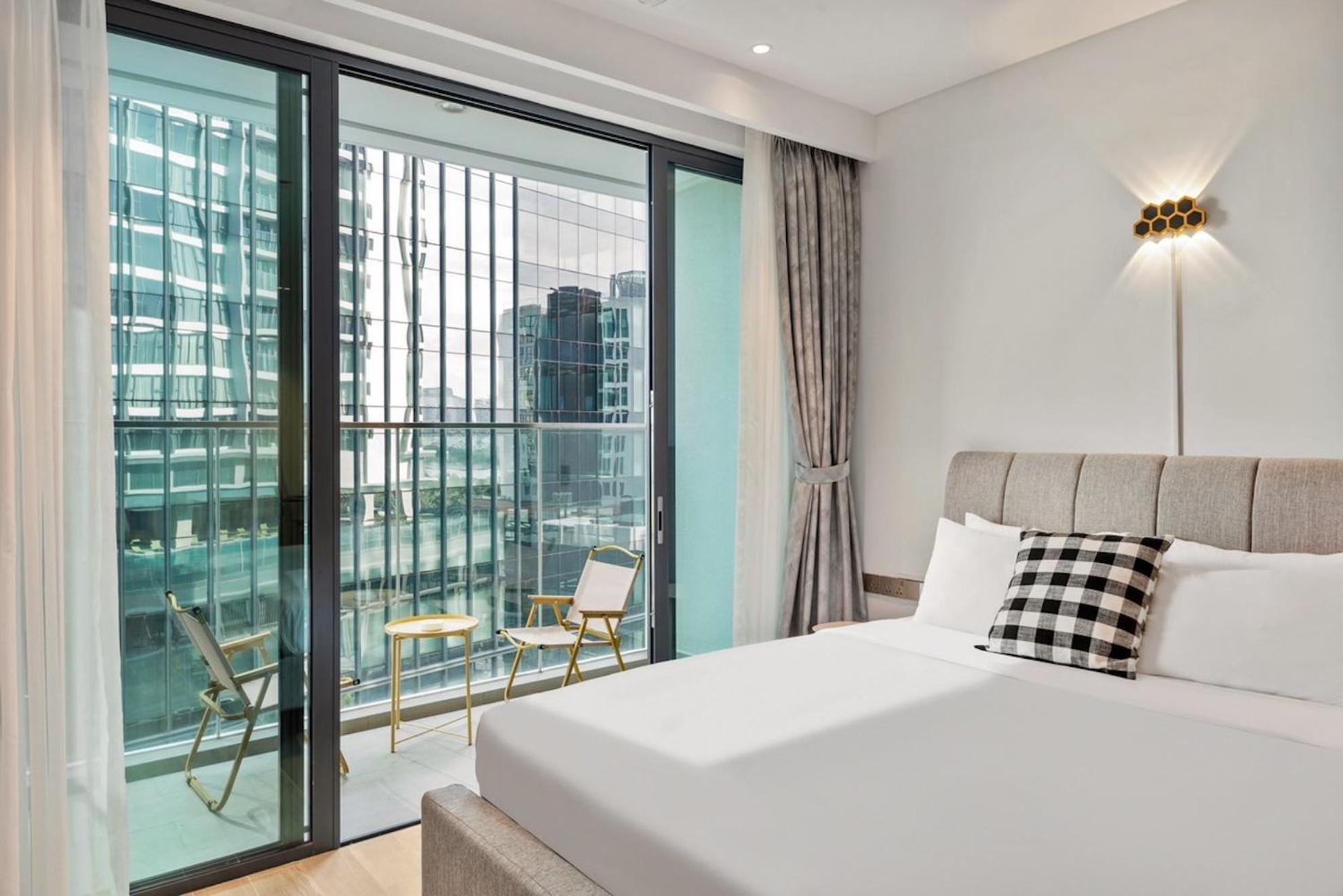 Apartment The Metropole Complex Opera-galleria-crest *